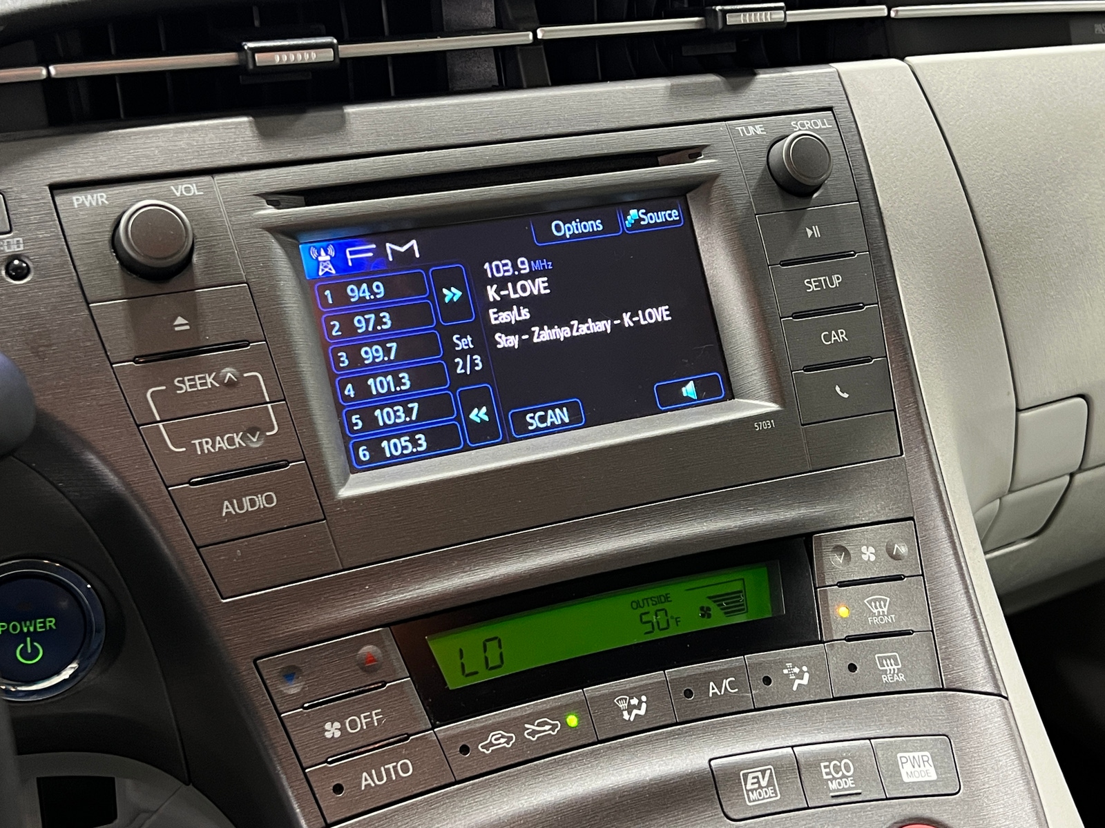 Thumbnail: 2012 Toyota Prius - 4