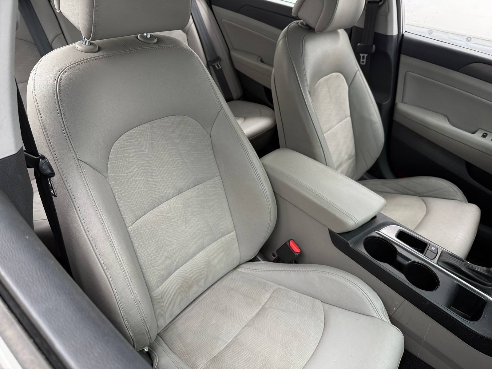 Thumbnail: 2017 Hyundai Sonata - 2