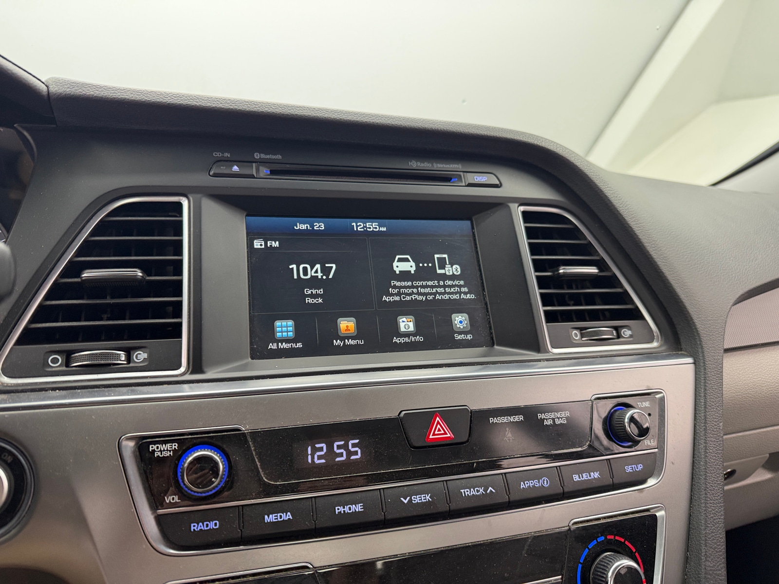 Thumbnail: 2017 Hyundai Sonata - 4