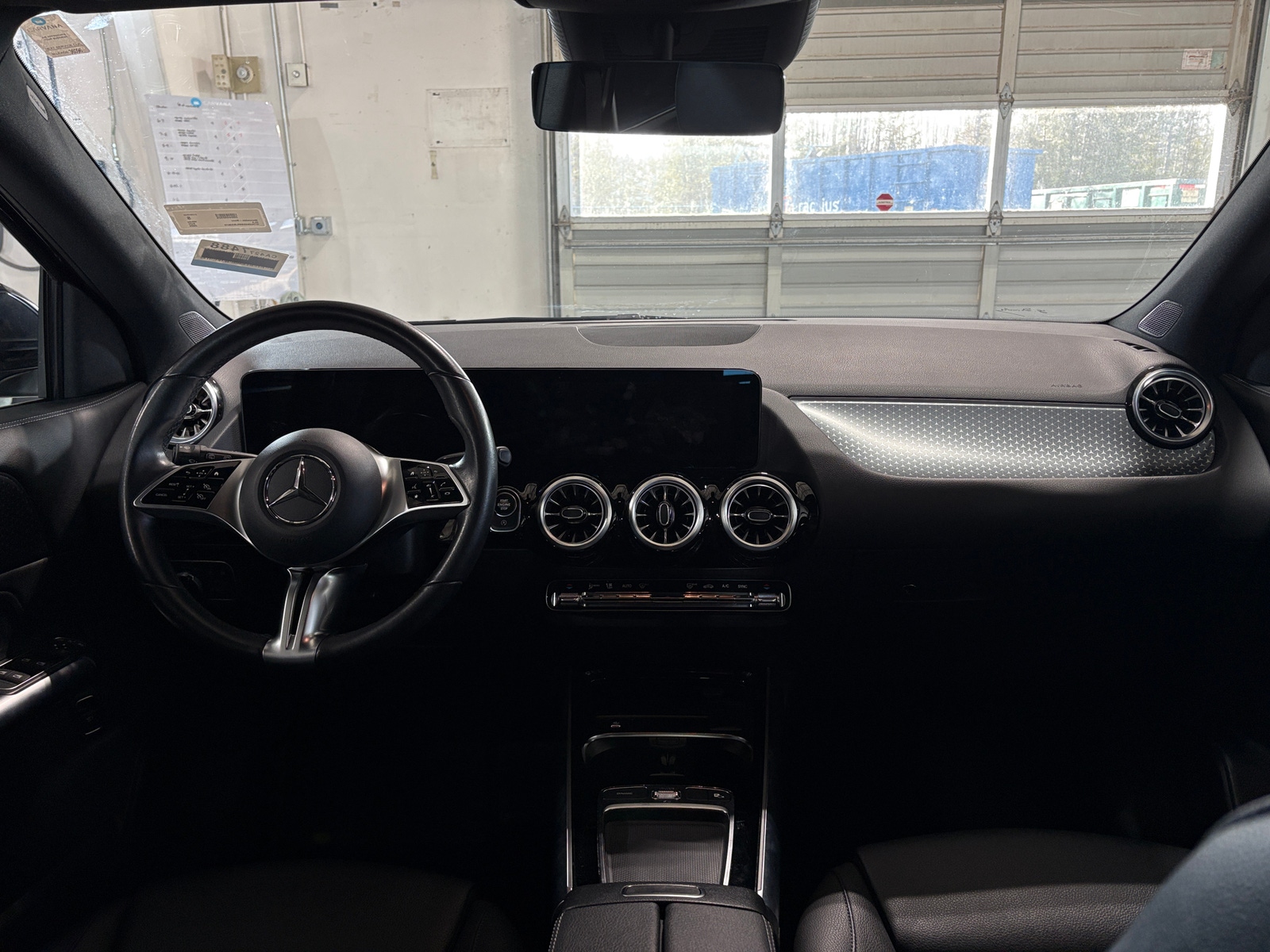 Thumbnail: 2025 Mercedes-Benz GLA - 2