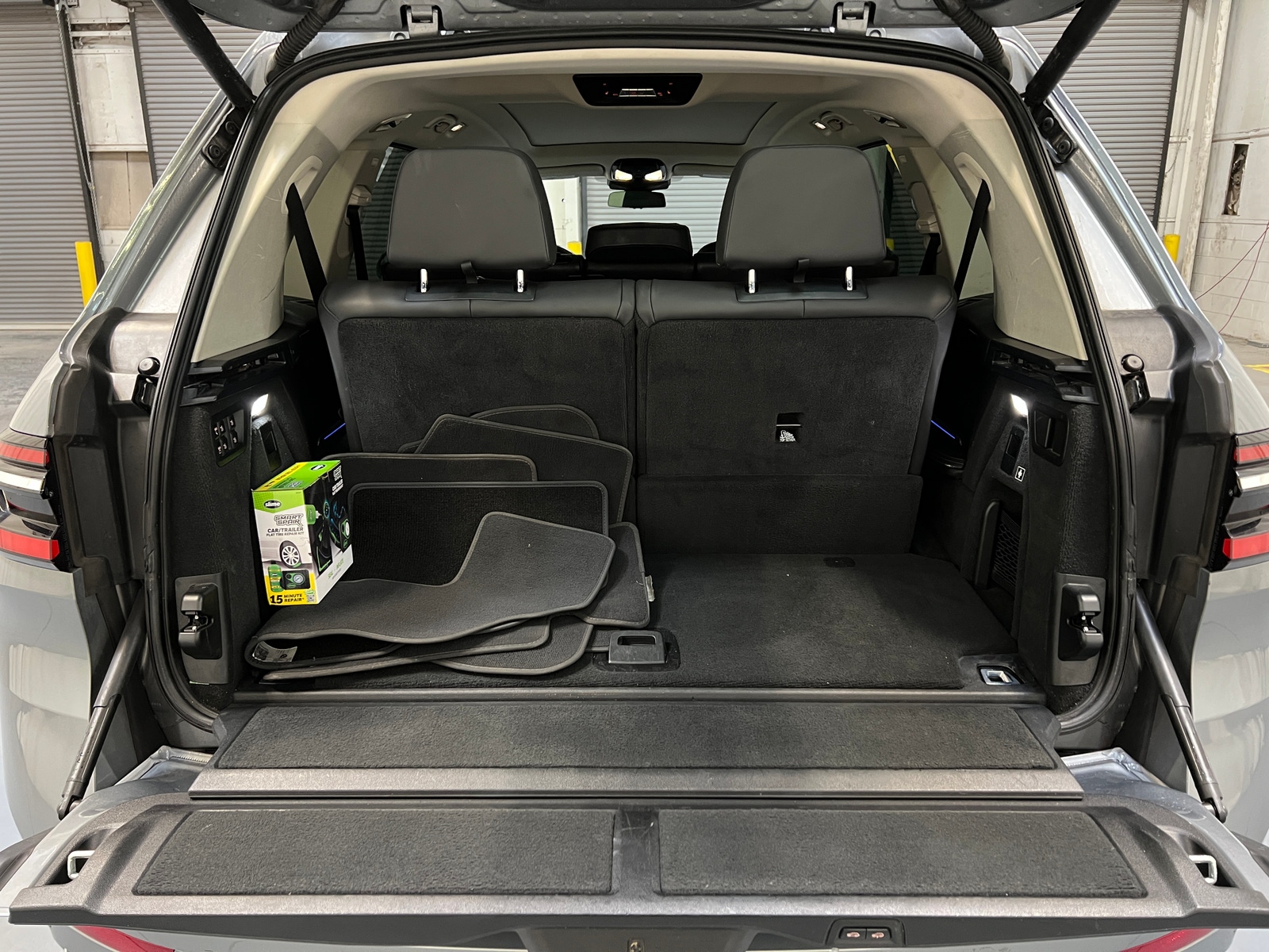 Thumbnail: 2023 BMW X7 - 6