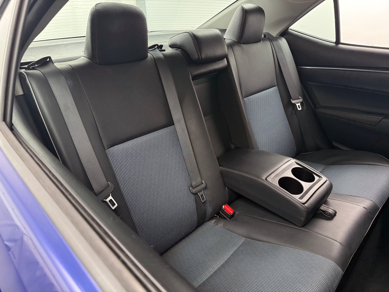 Thumbnail: 2016 Toyota Corolla - 6