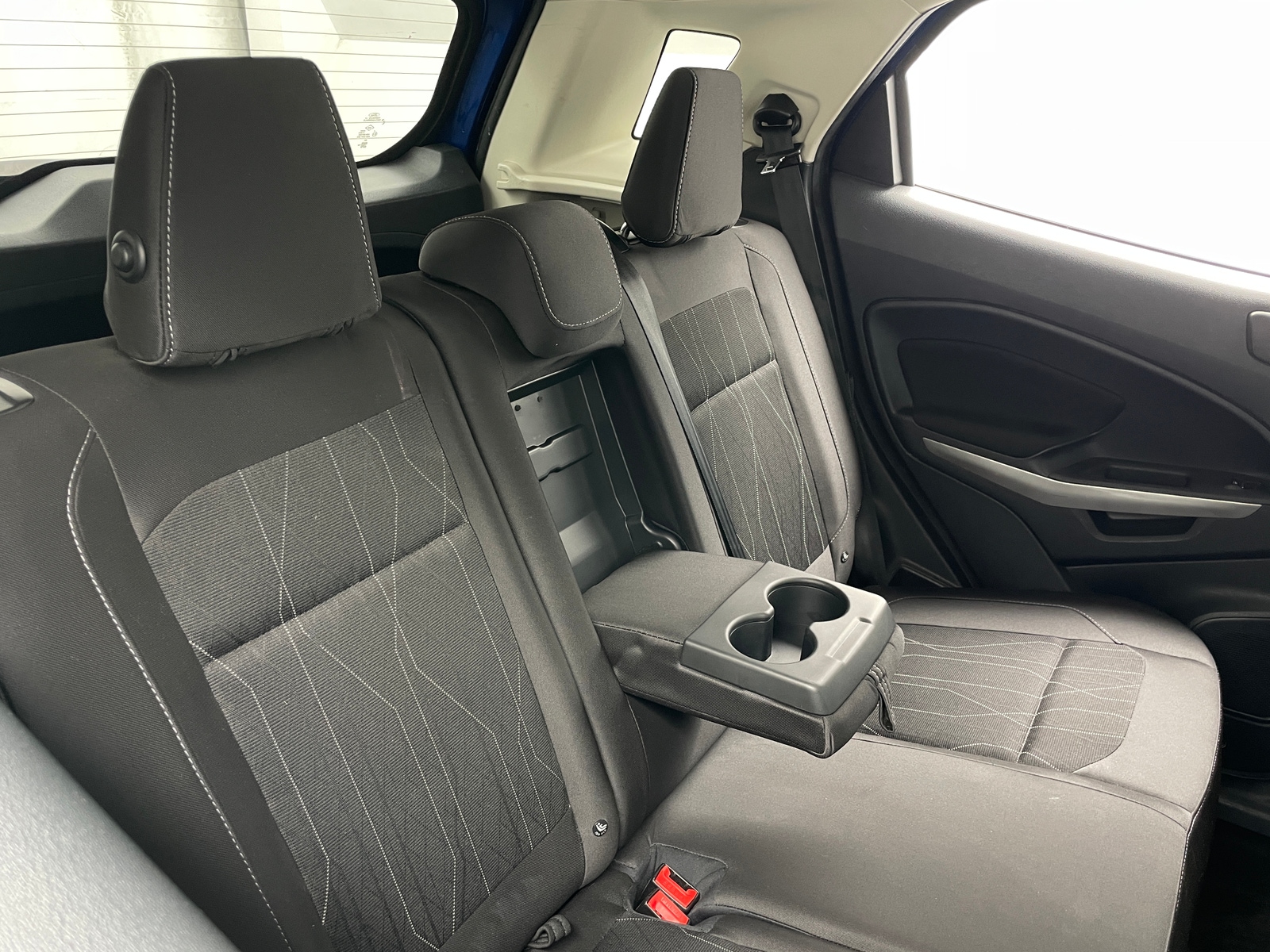 Thumbnail: 2018 Ford EcoSport - 6