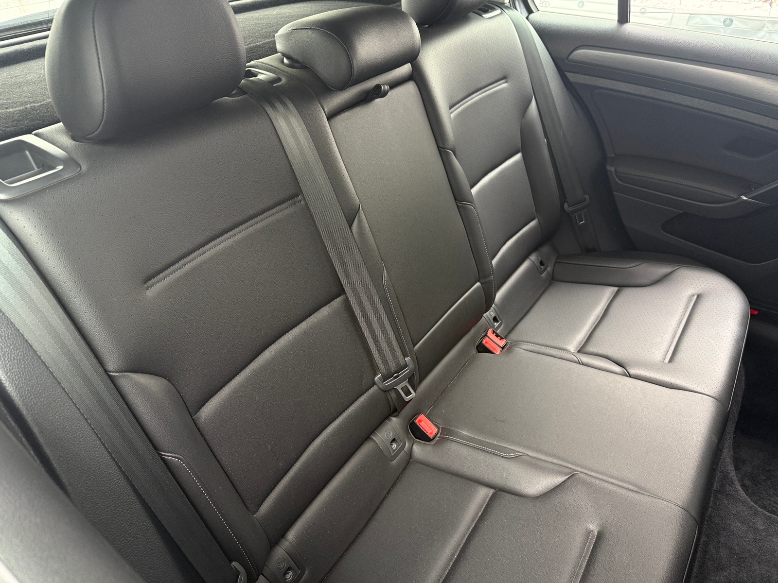 Thumbnail: 2021 Volkswagen Golf - 5