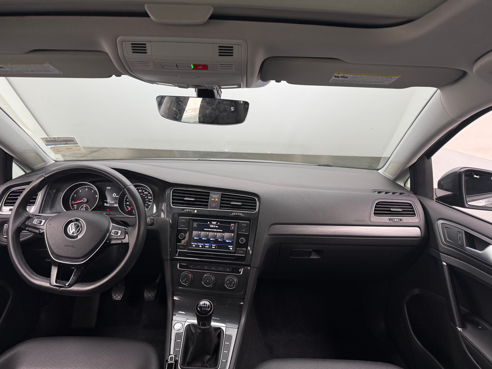 Thumbnail: 2021 Volkswagen Golf - 2