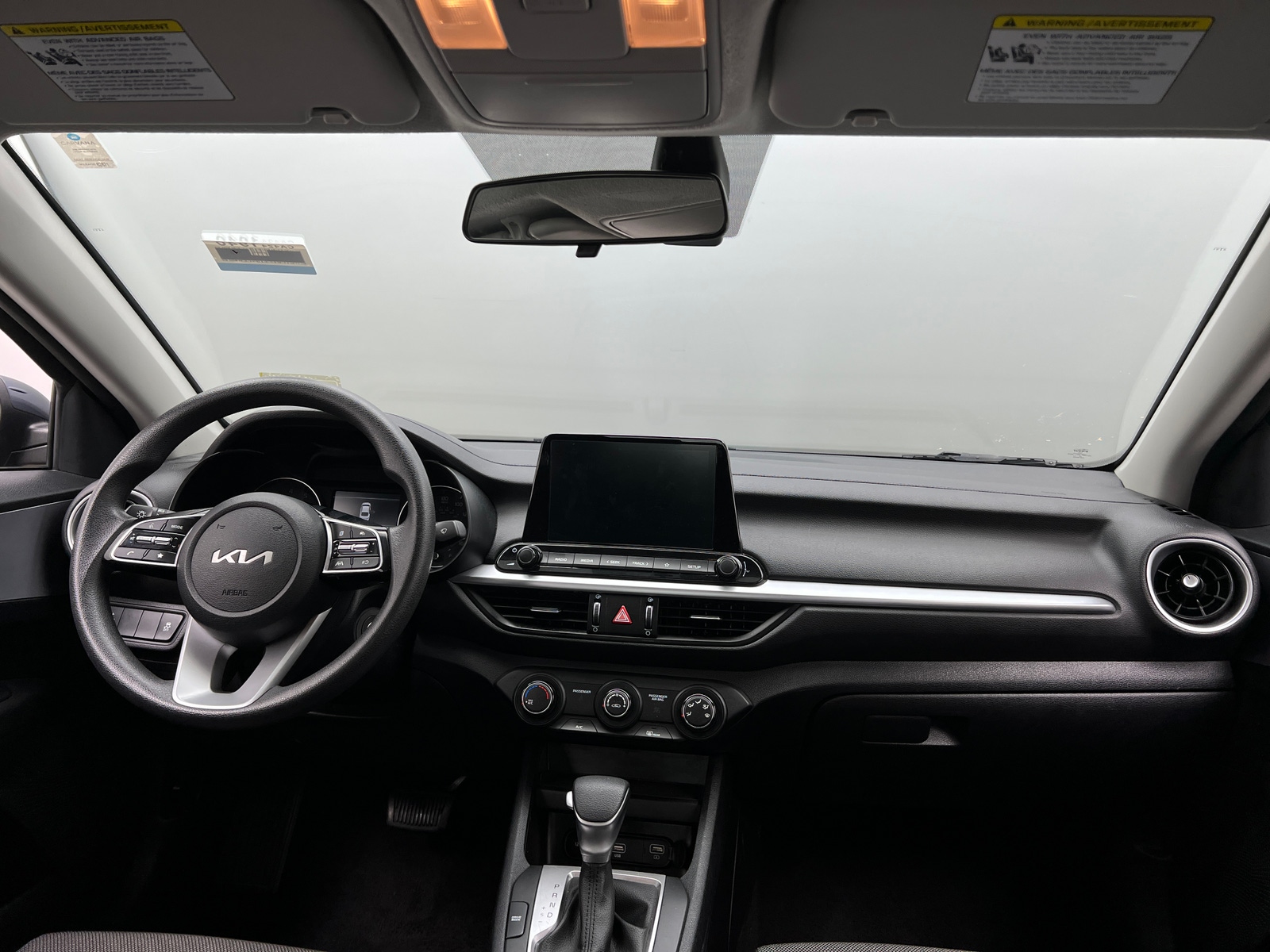 Thumbnail: 2024 Kia Forte - 3