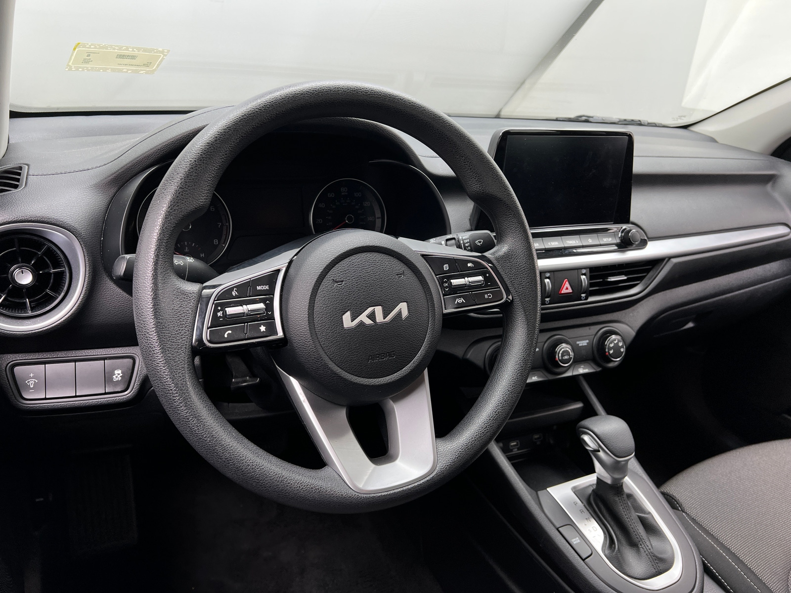 Thumbnail: 2024 Kia Forte - 5