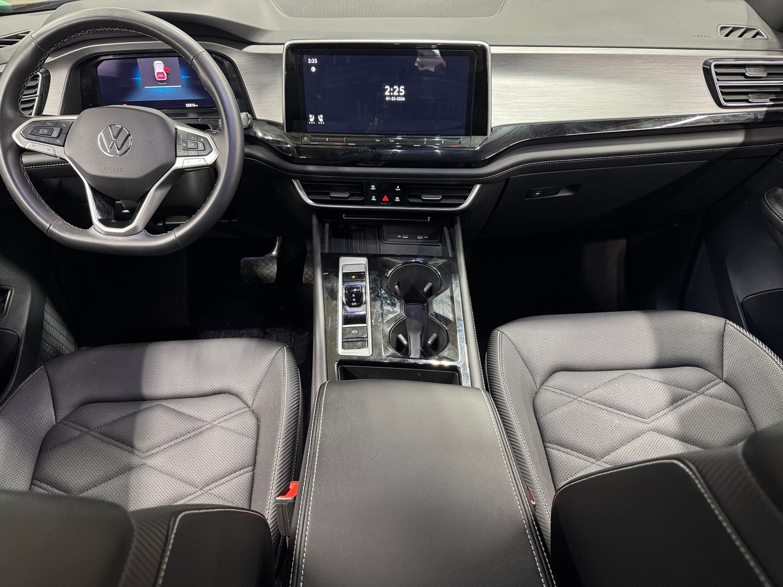 Thumbnail: 2025 Volkswagen Atlas - 2