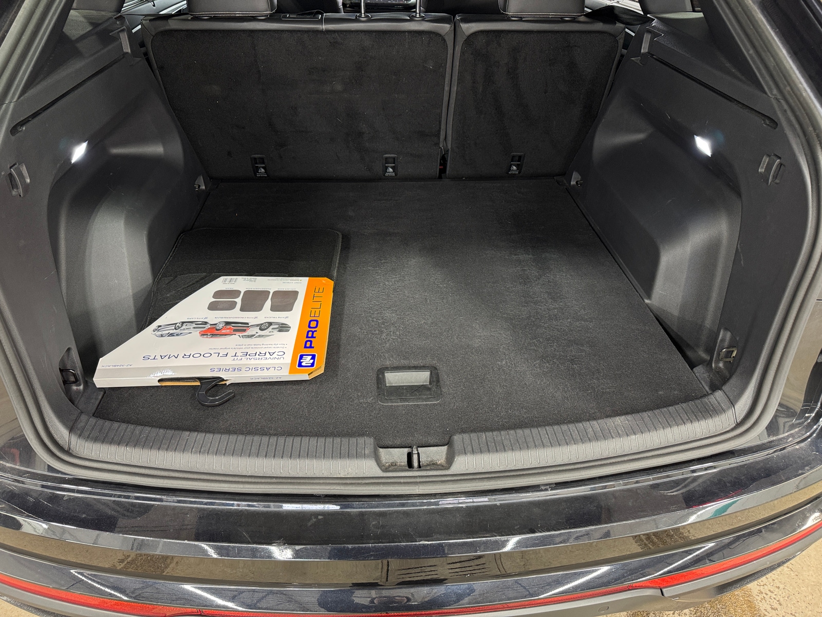 Thumbnail: 2025 Volkswagen Atlas - 6