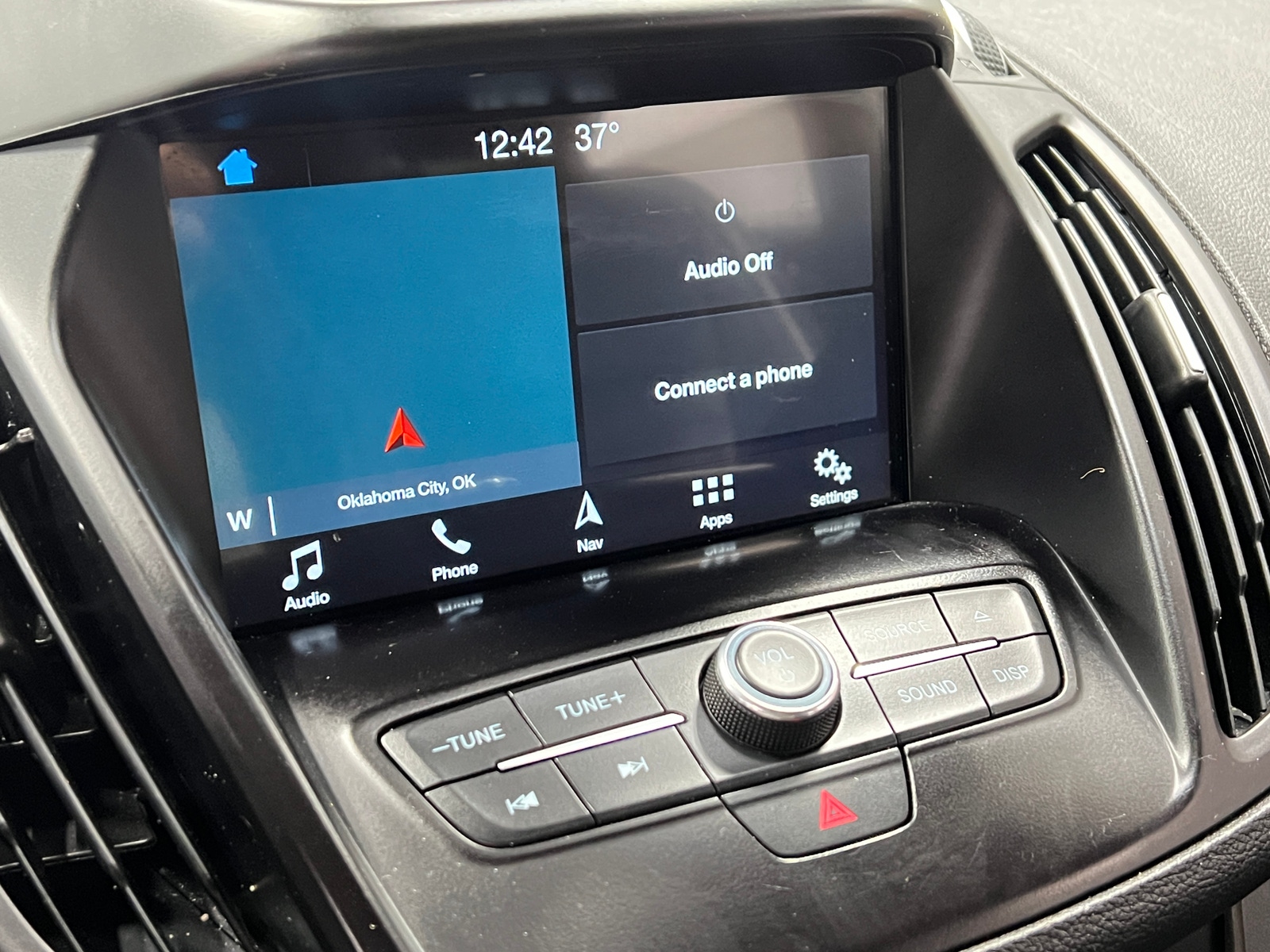 Thumbnail: 2018 Ford Escape - 3