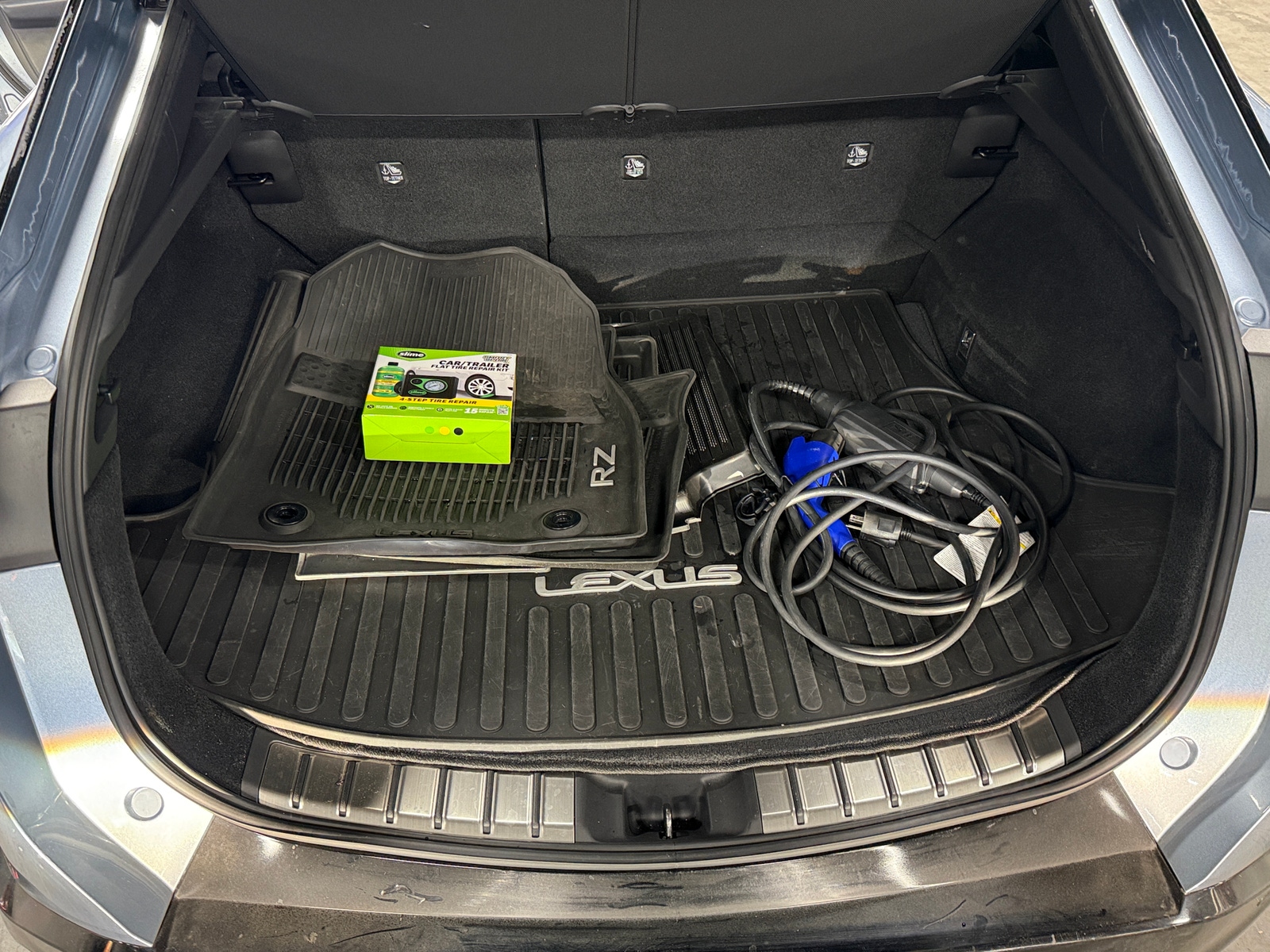 Thumbnail: 2023 Lexus RZ - 7