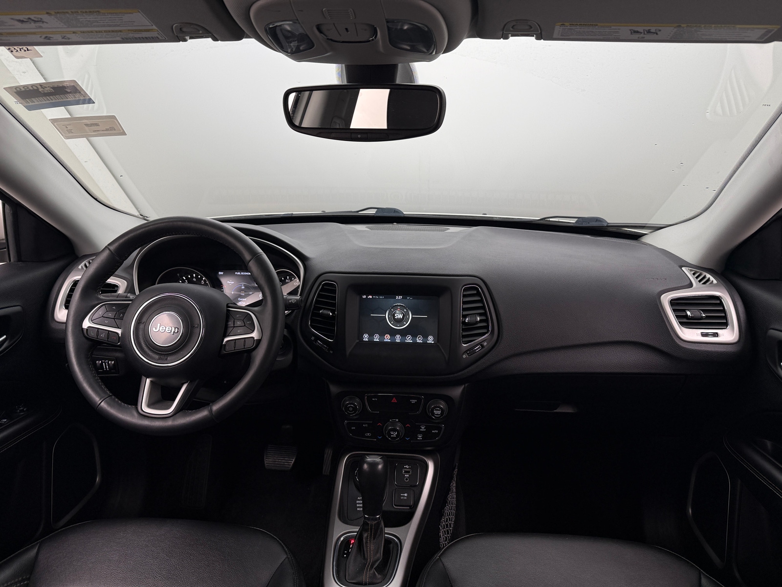 Thumbnail: 2019 Jeep Compass - 3