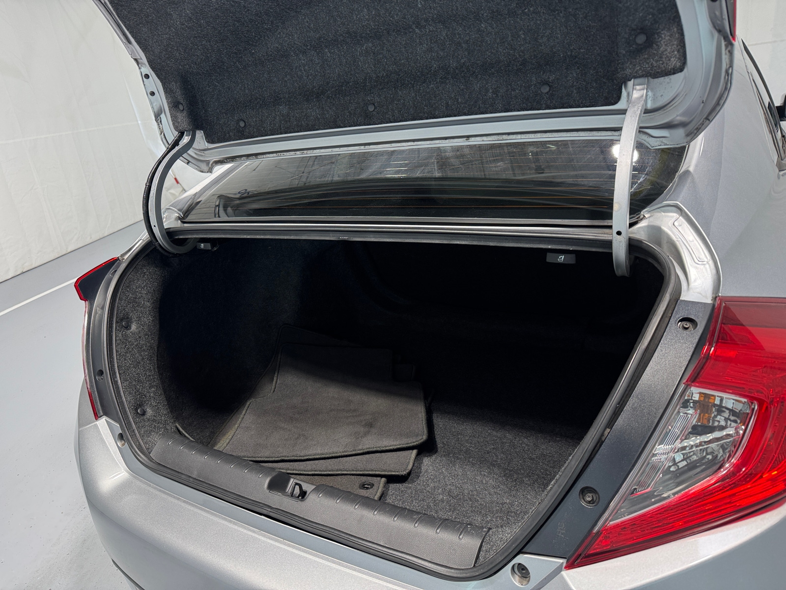 Thumbnail: 2019 Honda Civic - 6