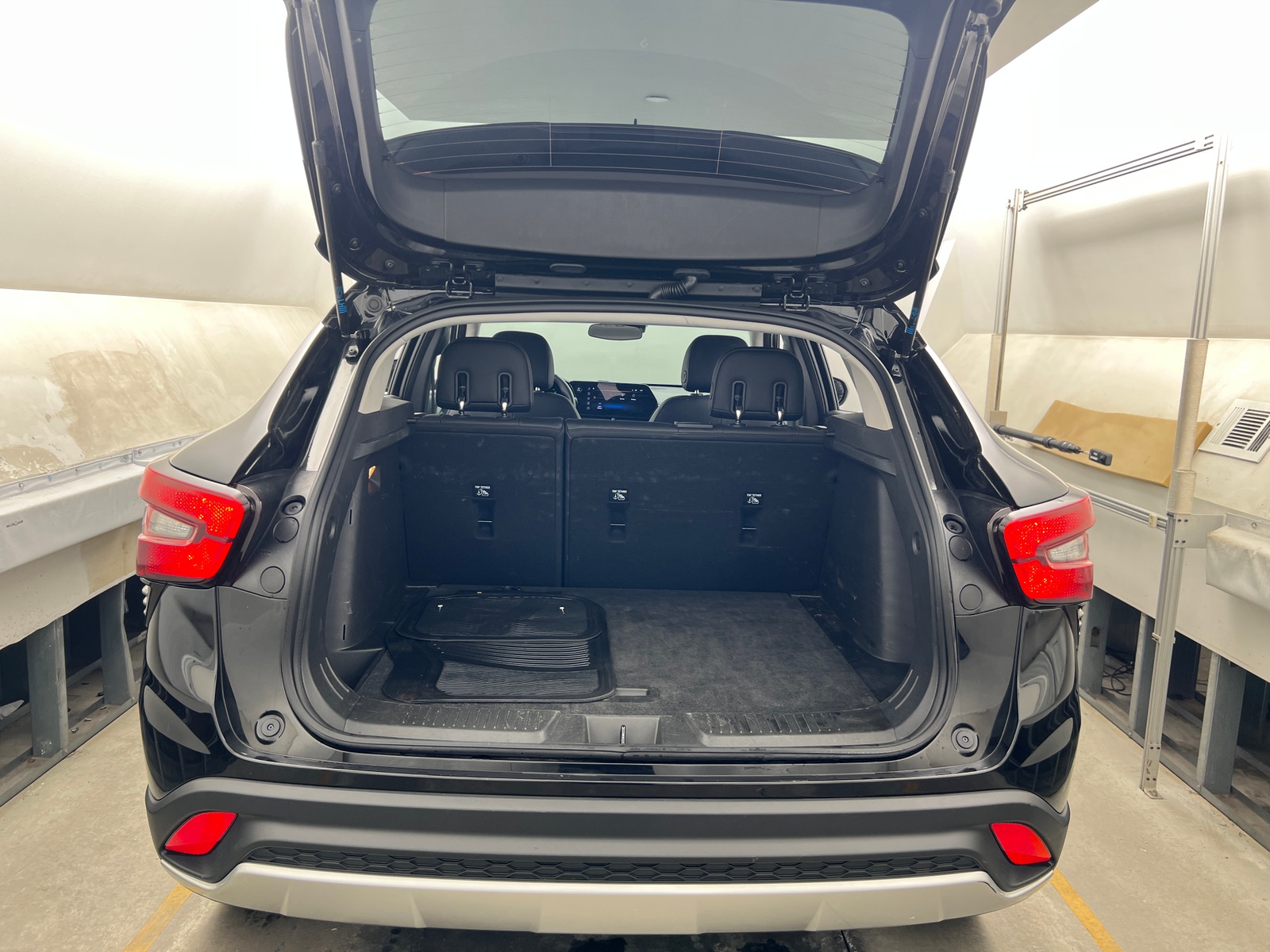 Thumbnail: 2025 Chevrolet Trax - 7