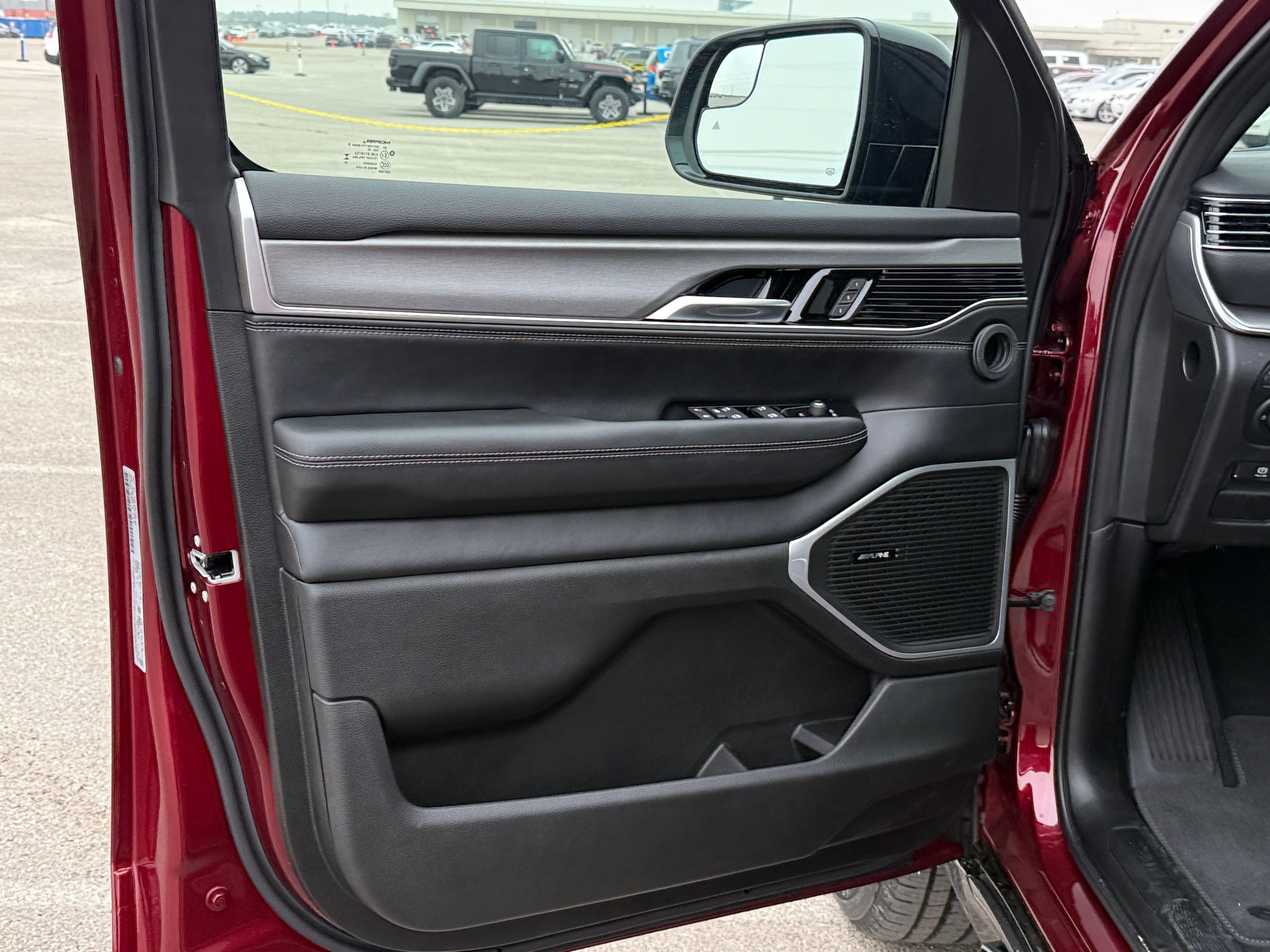 2026 Jeep Grand Wagoneer L Limited Altitude - Photo 2