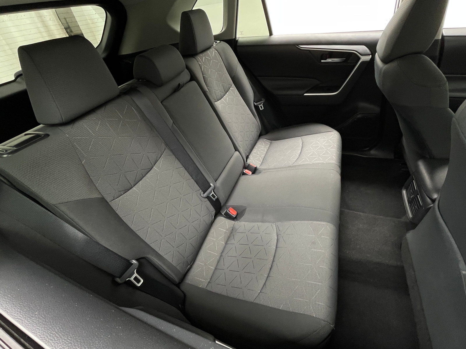 Thumbnail: 2020 Toyota RAV4 - 6