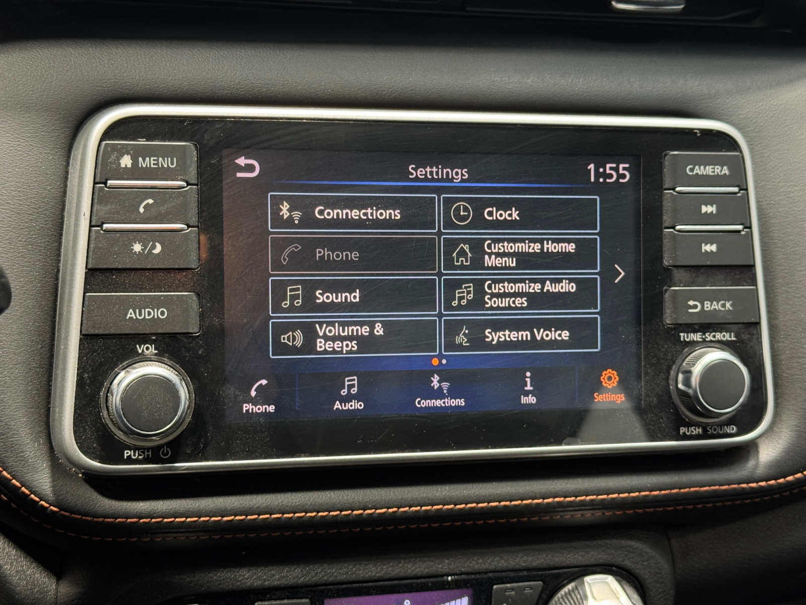 Thumbnail: 2020 Nissan Kicks - 4