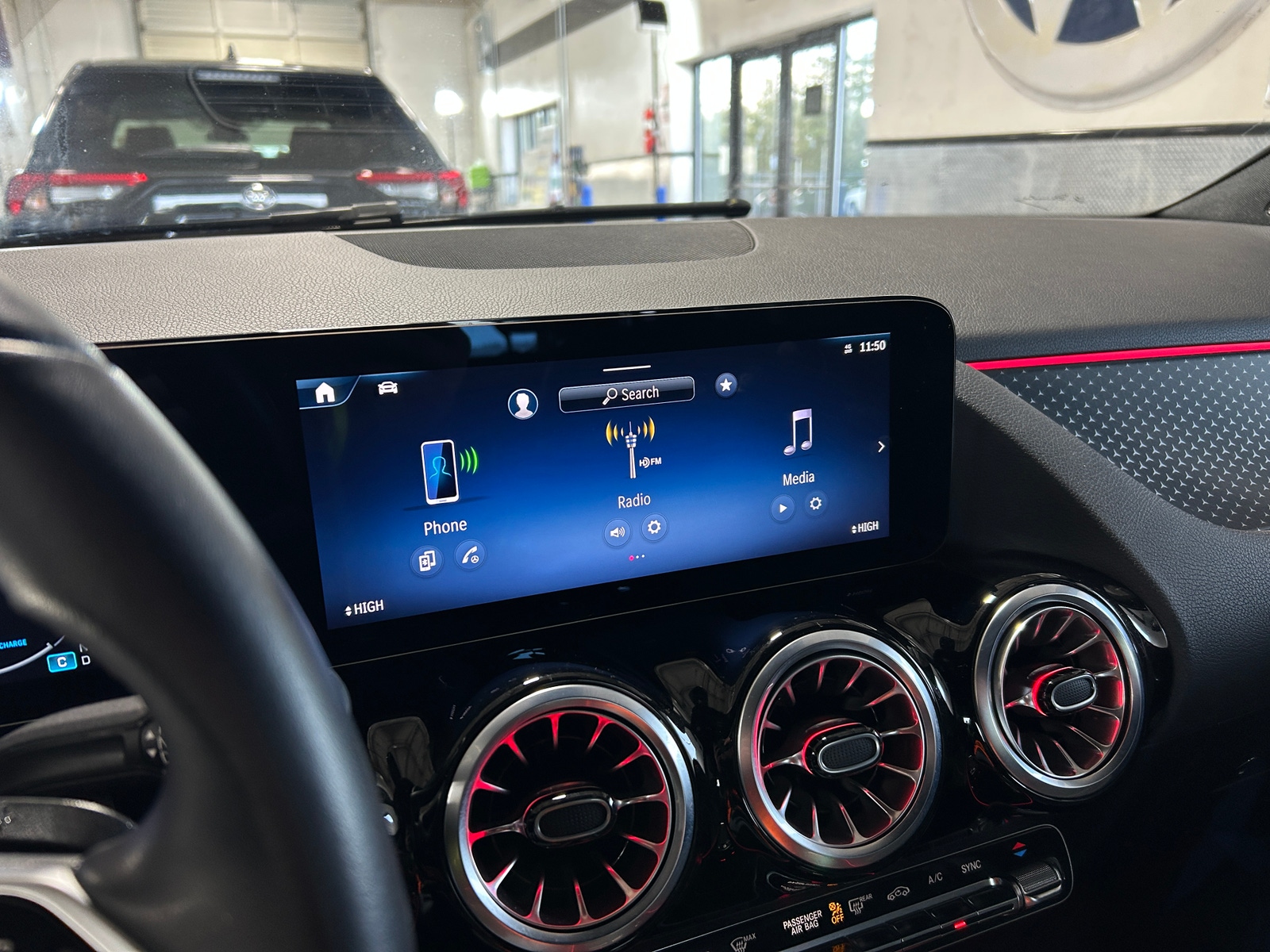 Thumbnail: 2025 Mercedes-Benz GLA - 3