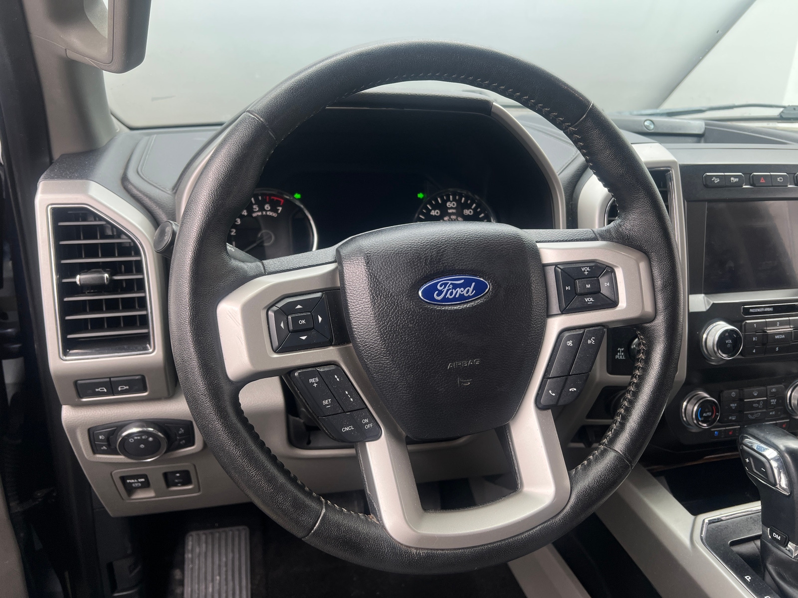 Thumbnail: 2019 Ford Econoline - 4