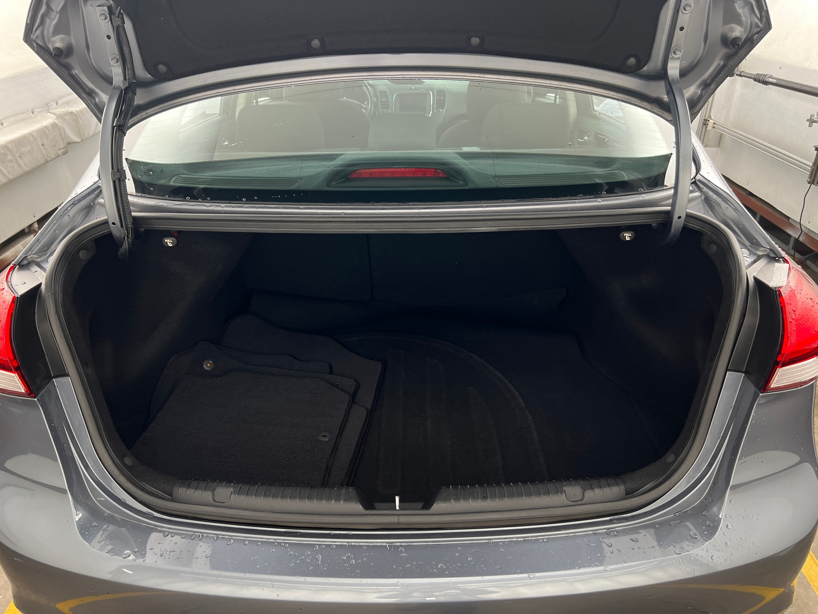 Thumbnail: 2017 Kia Forte - 7