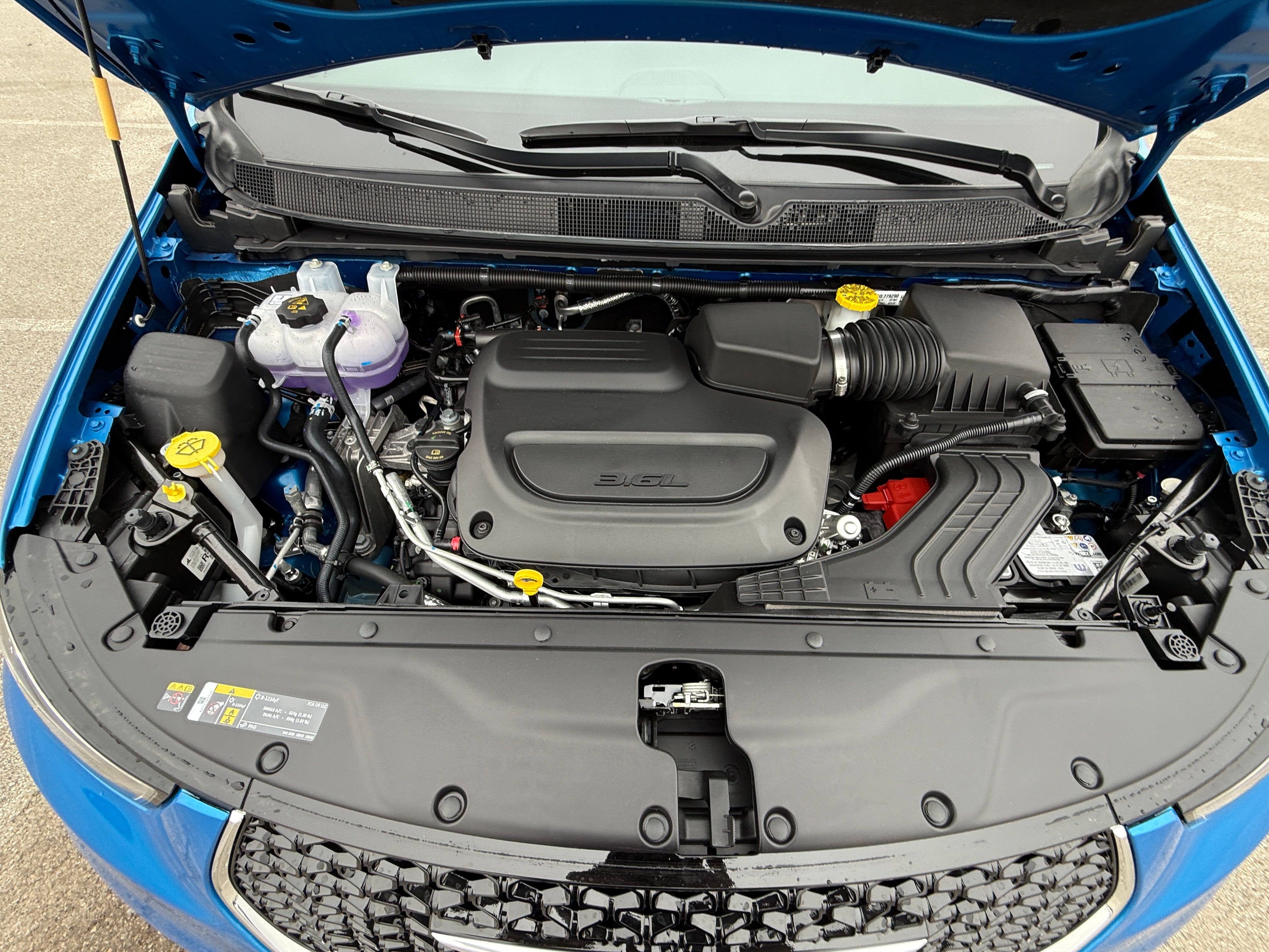 2026 Chrysler Pacifica Select AWD's photo