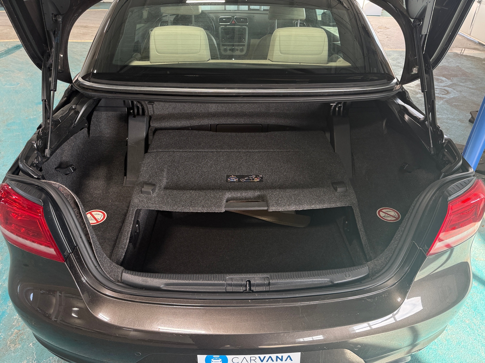 Thumbnail: 2014 Volkswagen Eos - 6