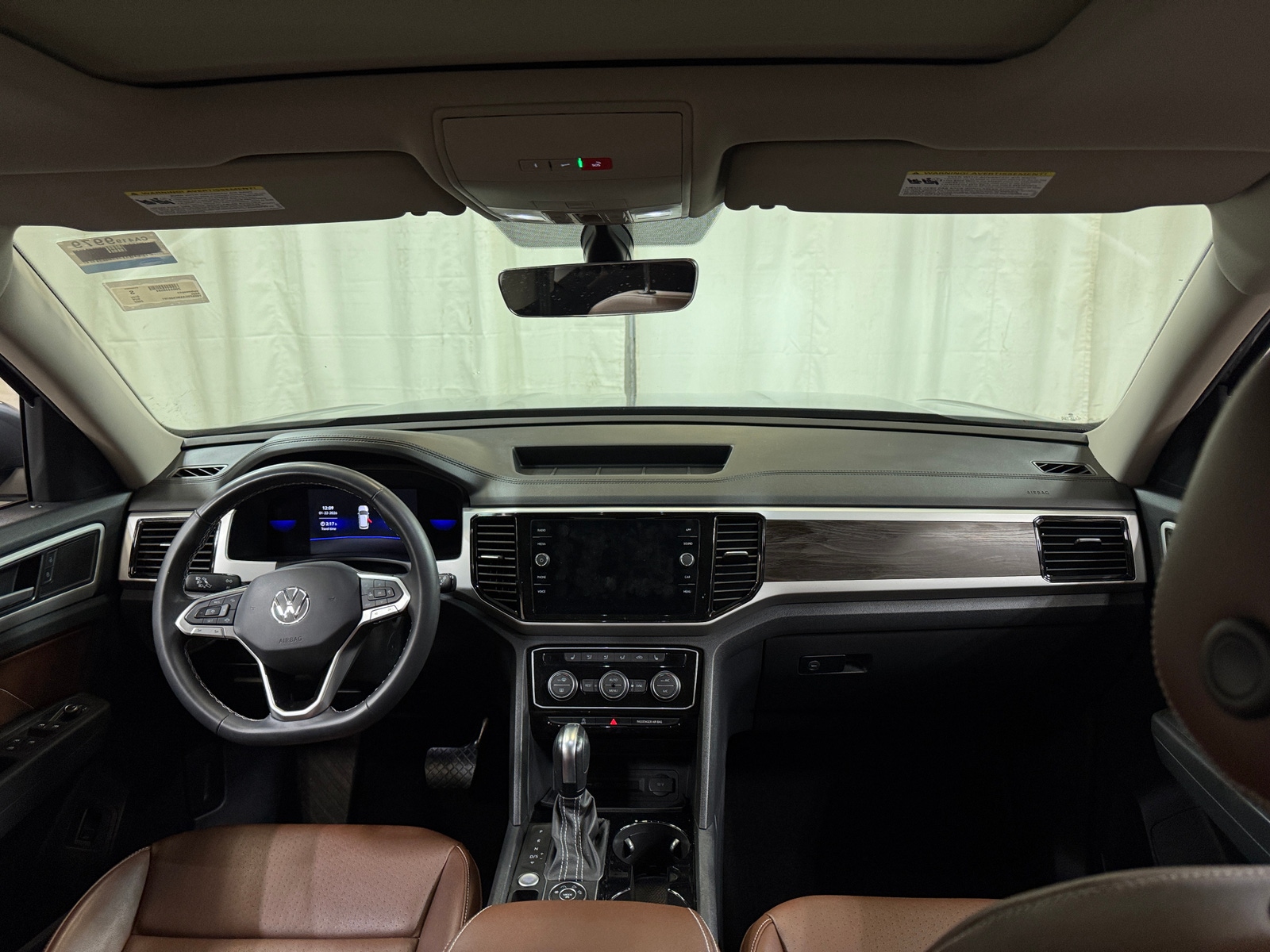 Thumbnail: 2022 Volkswagen Atlas - 2