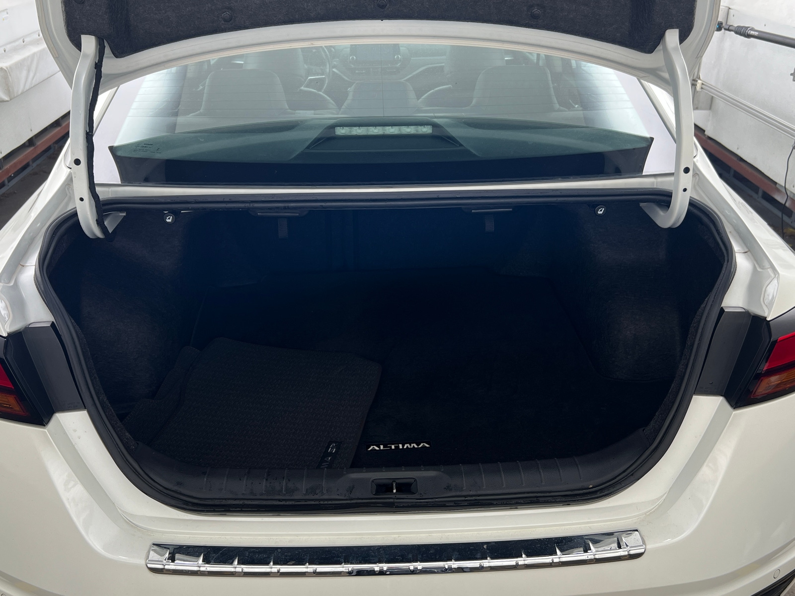 Thumbnail: 2023 Nissan Altima - 7