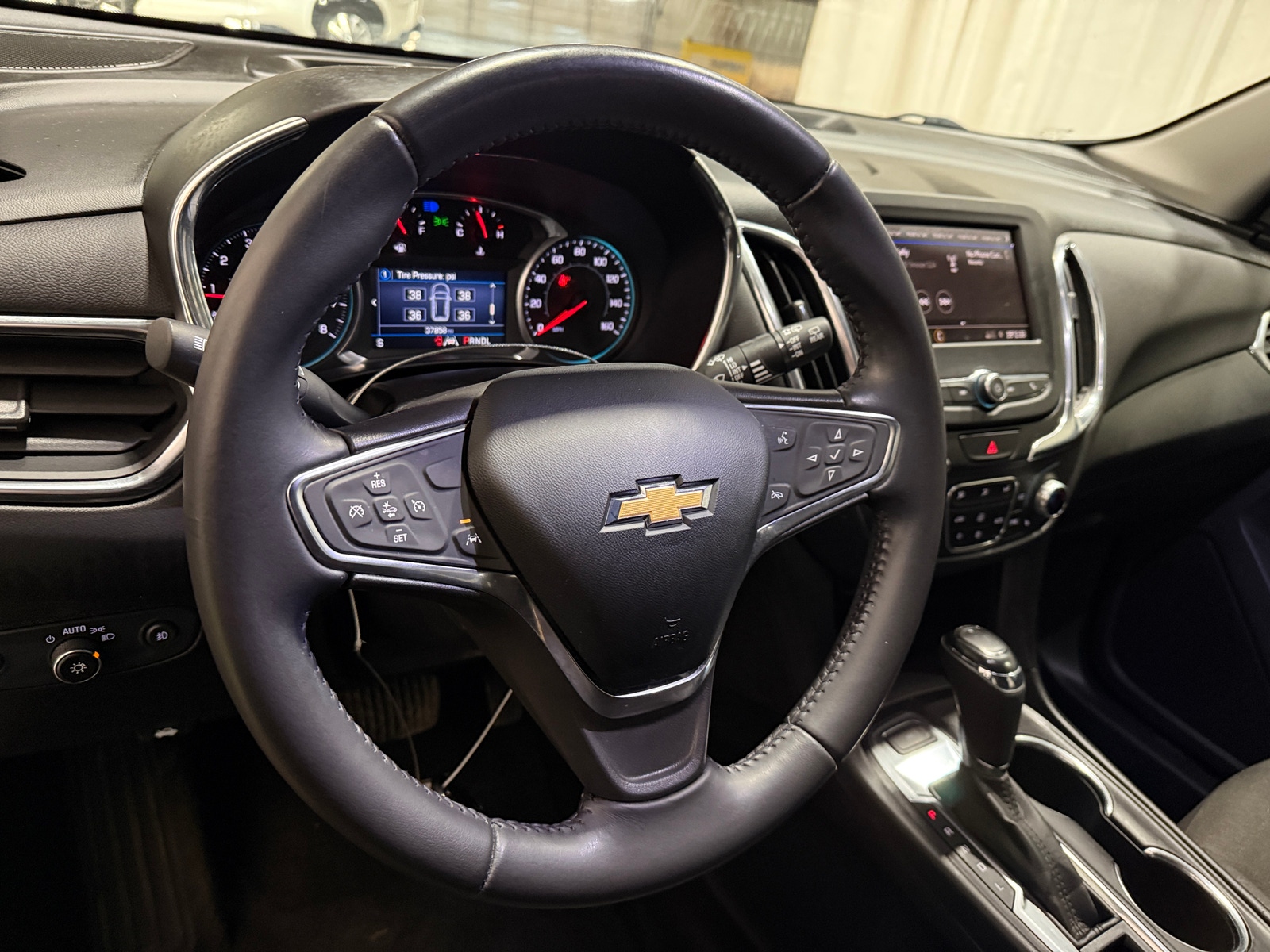 Thumbnail: 2021 Chevrolet Equinox - 5