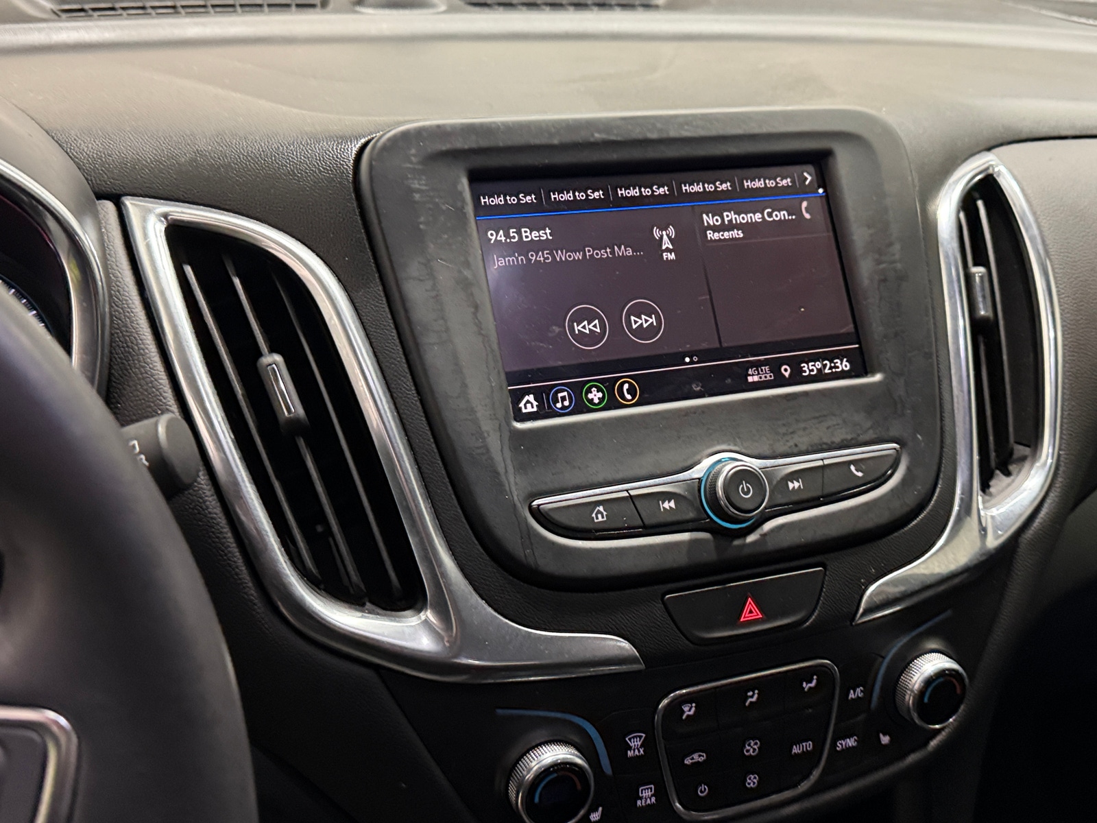 Thumbnail: 2021 Chevrolet Equinox - 4