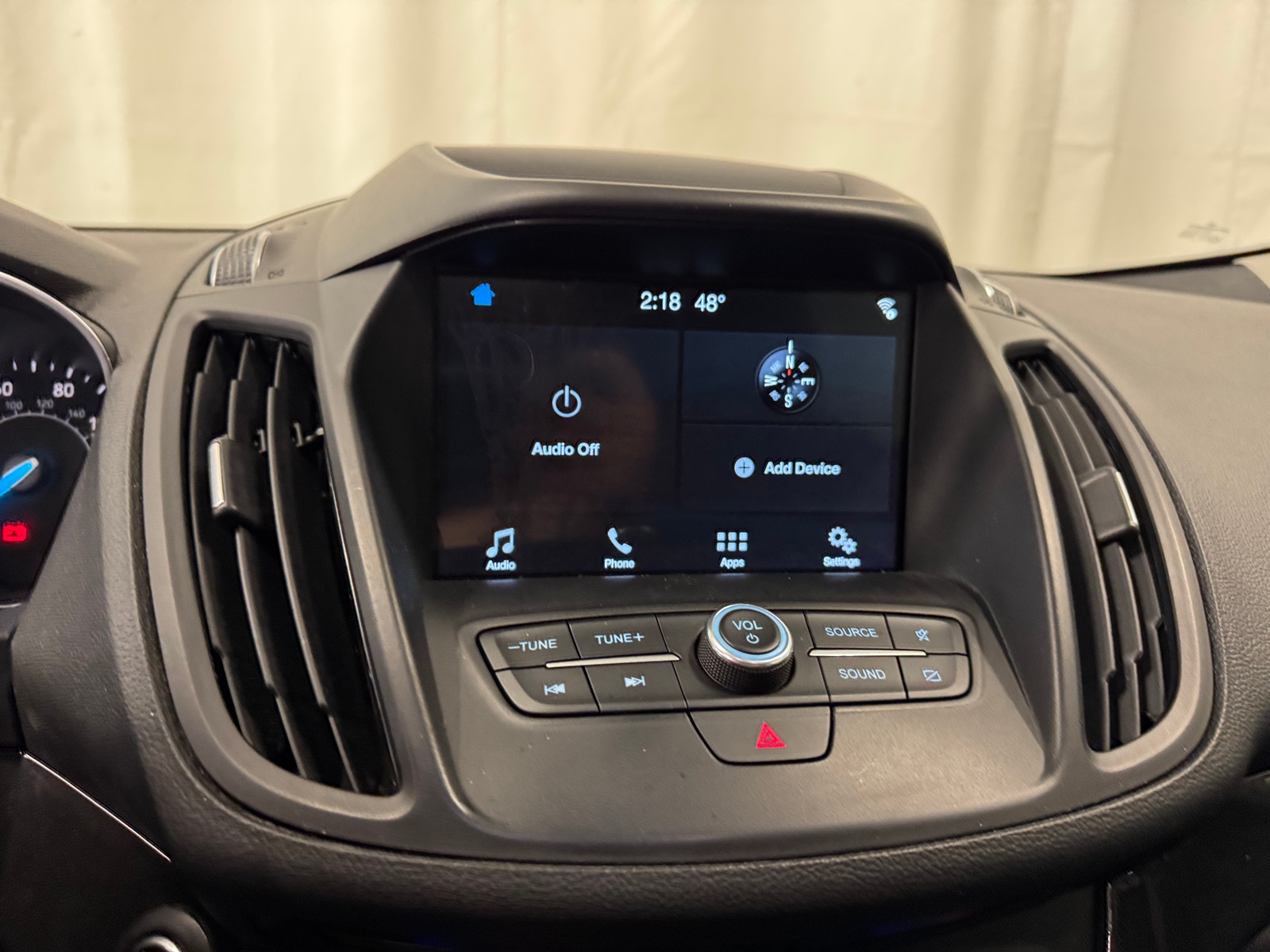 Thumbnail: 2019 Ford Escape - 3