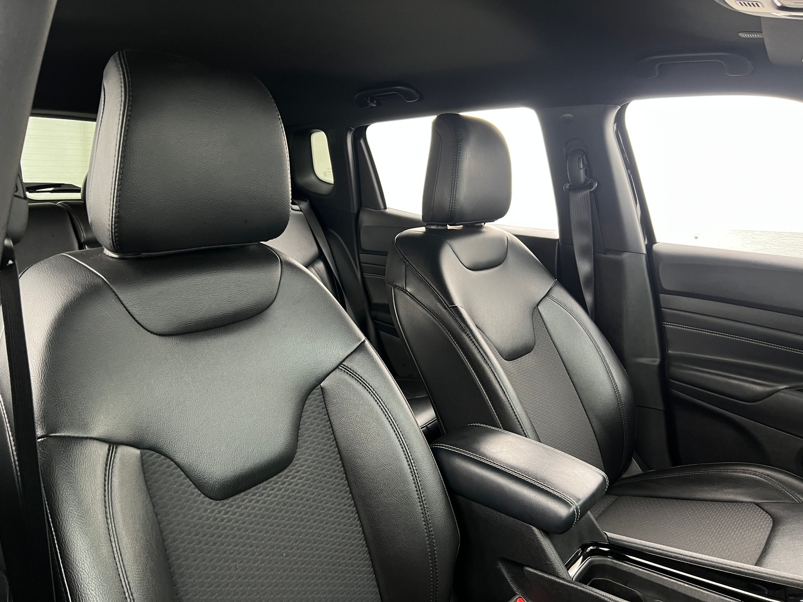 Thumbnail: 2022 Jeep Compass - 2