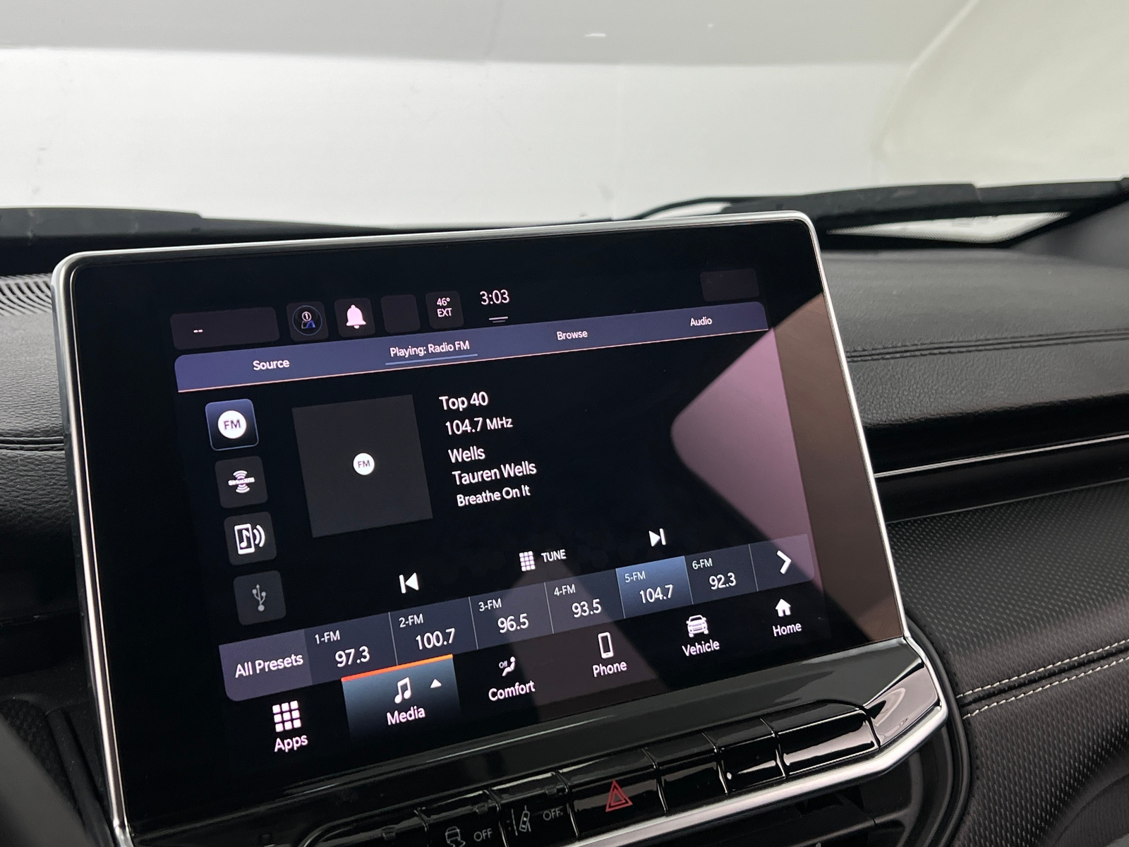 Thumbnail: 2022 Jeep Compass - 4