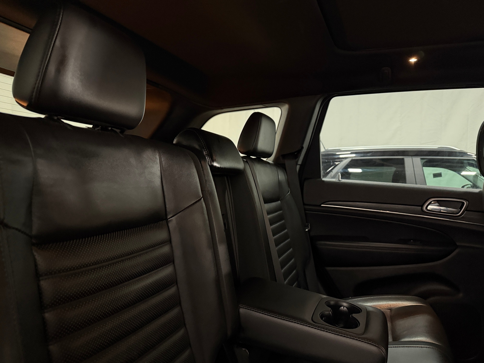 Thumbnail: 2020 Jeep Grand Cherokee - 5