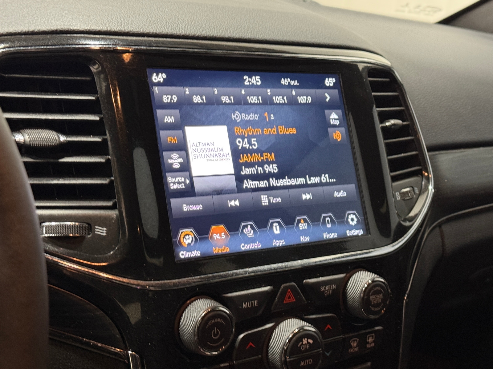 Thumbnail: 2020 Jeep Grand Cherokee - 3