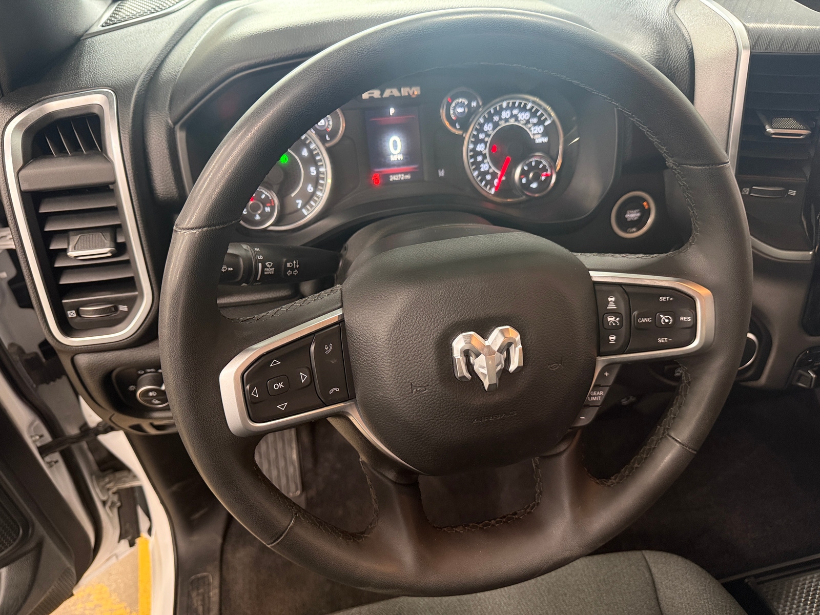 Thumbnail: 2025 RAM 1500 - 5