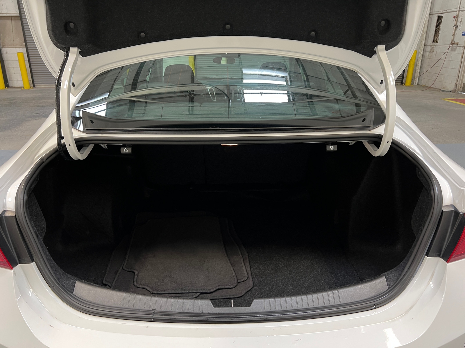 Thumbnail: 2024 Chevrolet Malibu - 7