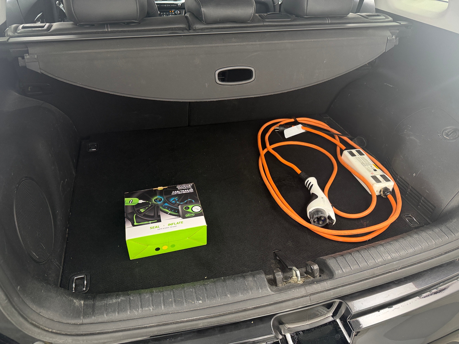 Thumbnail: 2020 Kia Niro - 6