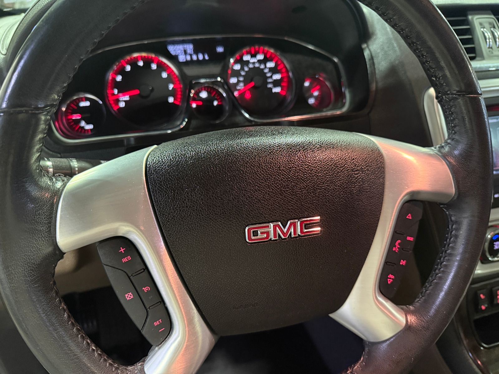 Thumbnail: 2016 GMC Acadia - 4