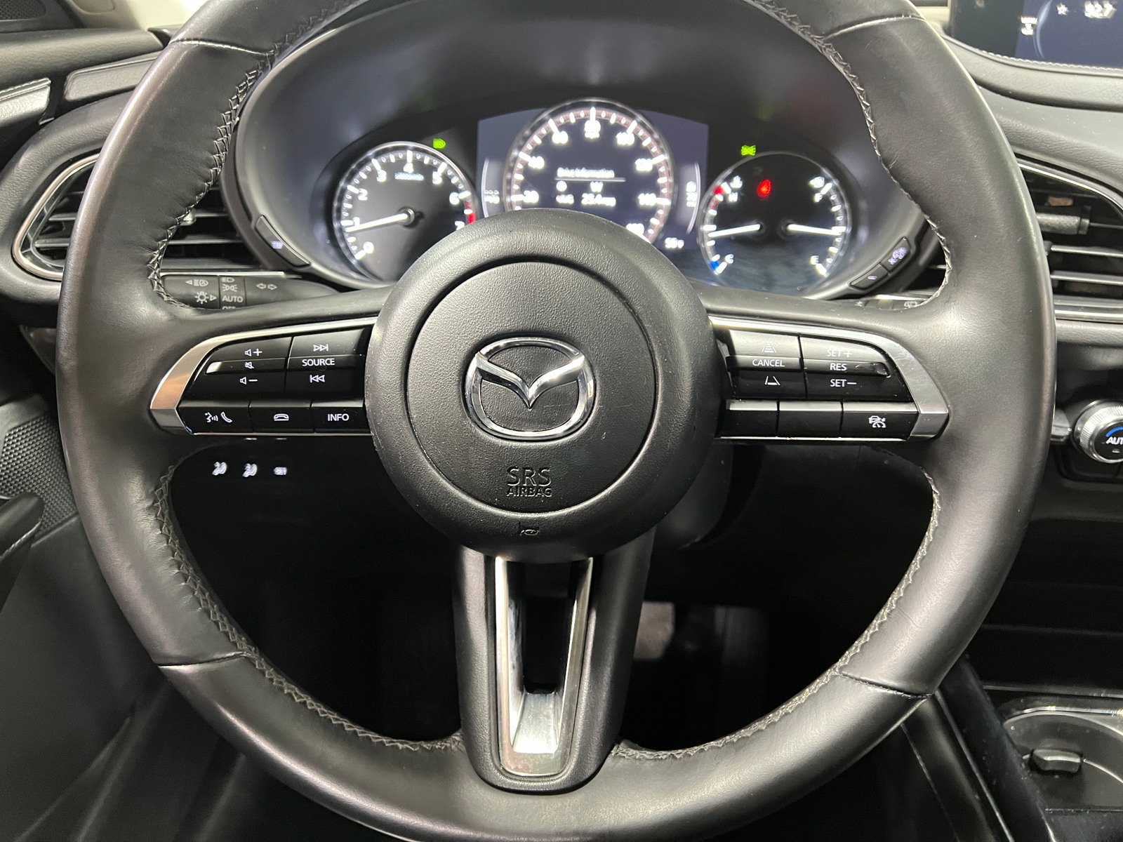 Thumbnail: 2024 Mazda CX-30 - 4