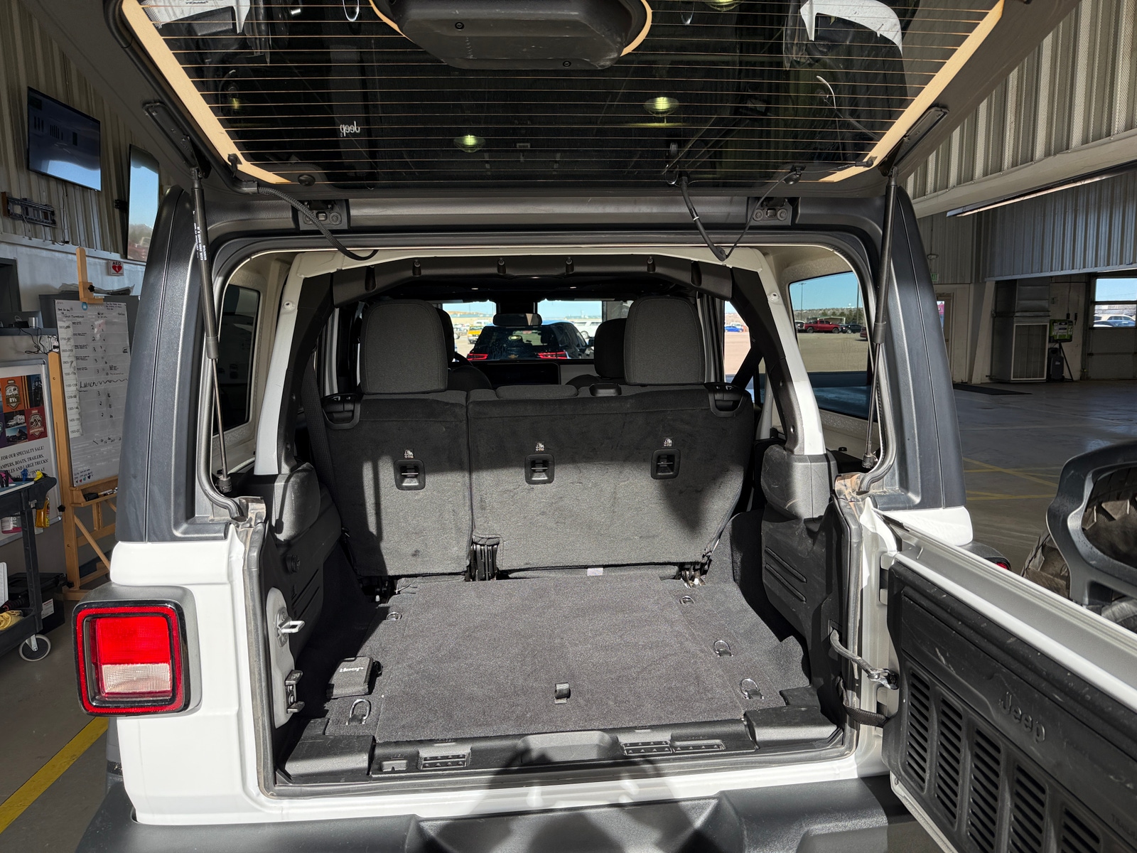 Thumbnail: 2025 Jeep Wrangler - 7