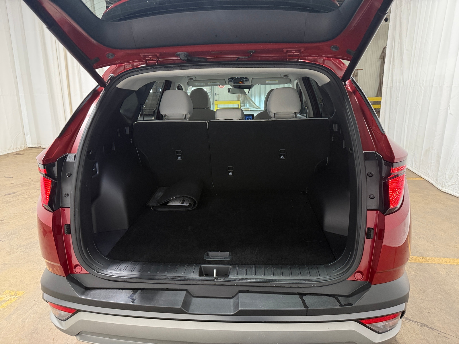 Thumbnail: 2025 Hyundai Tucson - 7