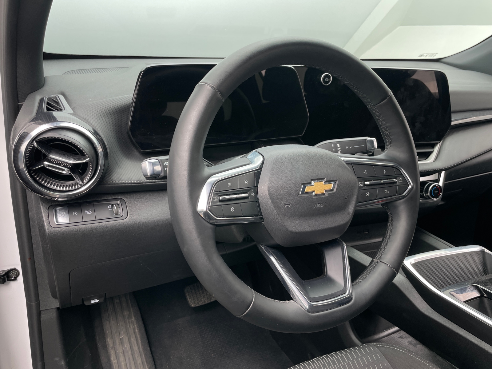 Thumbnail: 2025 Chevrolet Equinox - 5