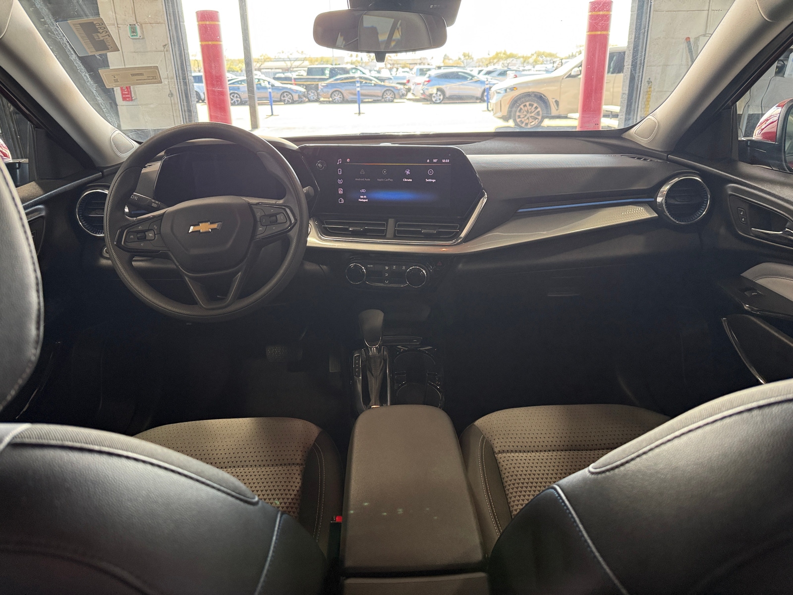 Thumbnail: 2025 Chevrolet Trax - 3