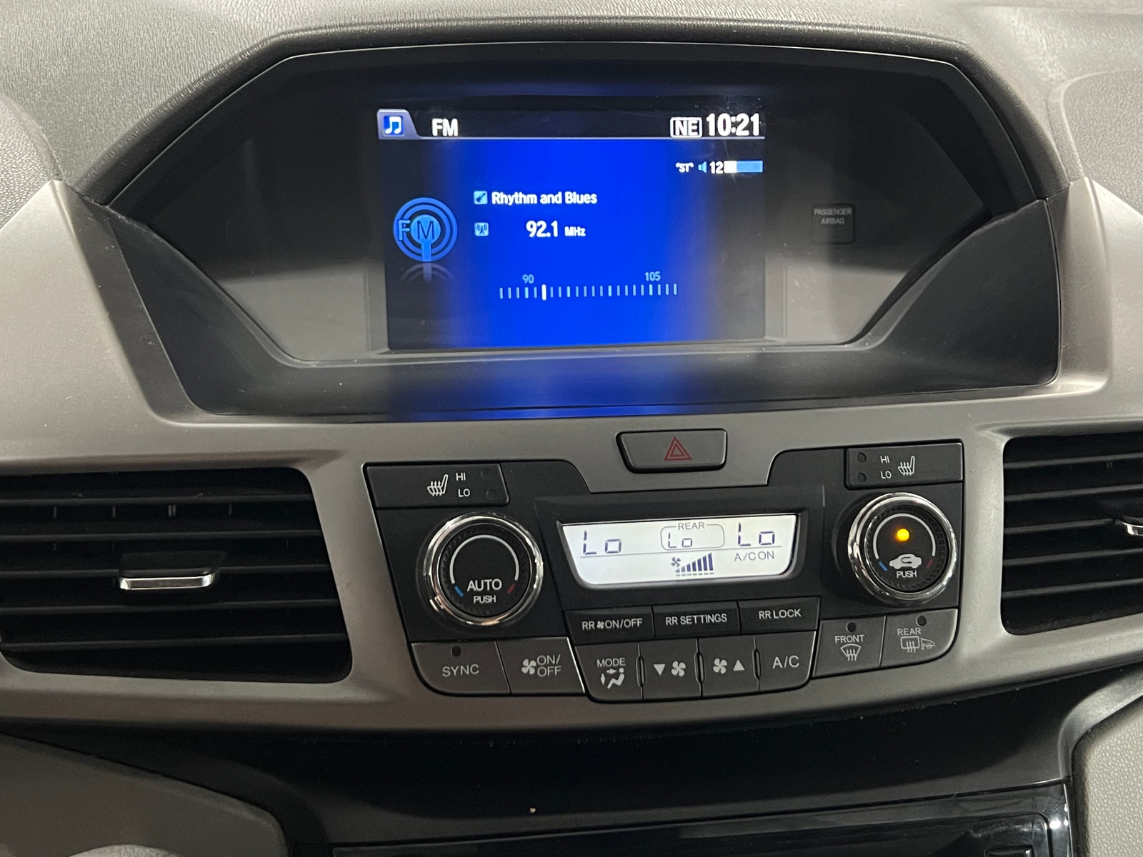 Thumbnail: 2016 Honda Odyssey - 3