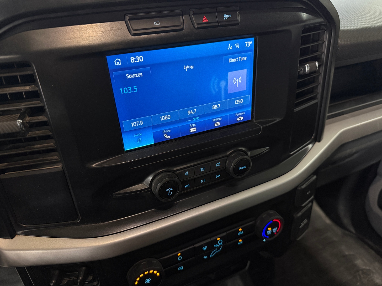 Thumbnail: 2022 Ford Econoline - 3