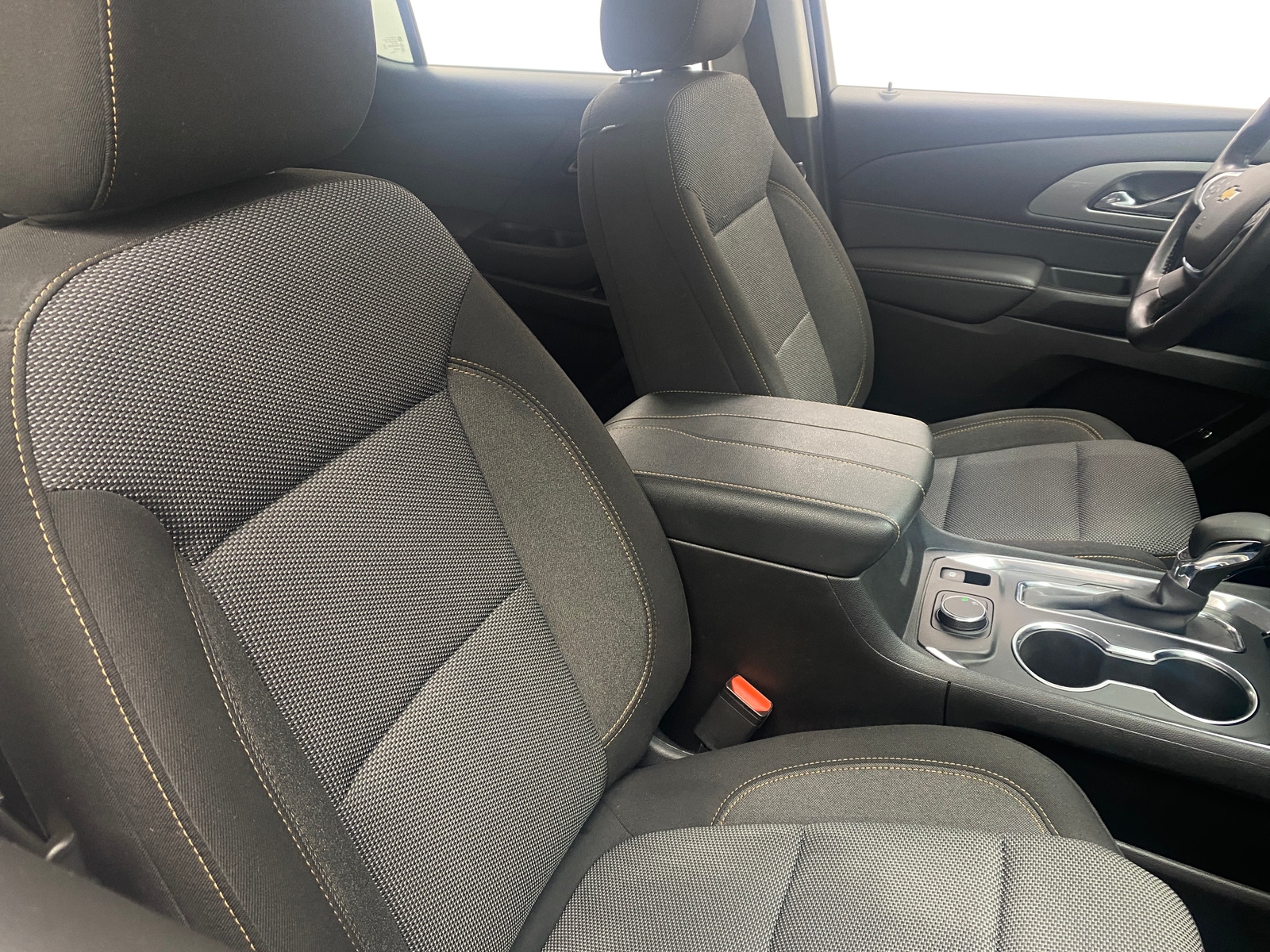 Thumbnail: 2021 Chevrolet Traverse - 2