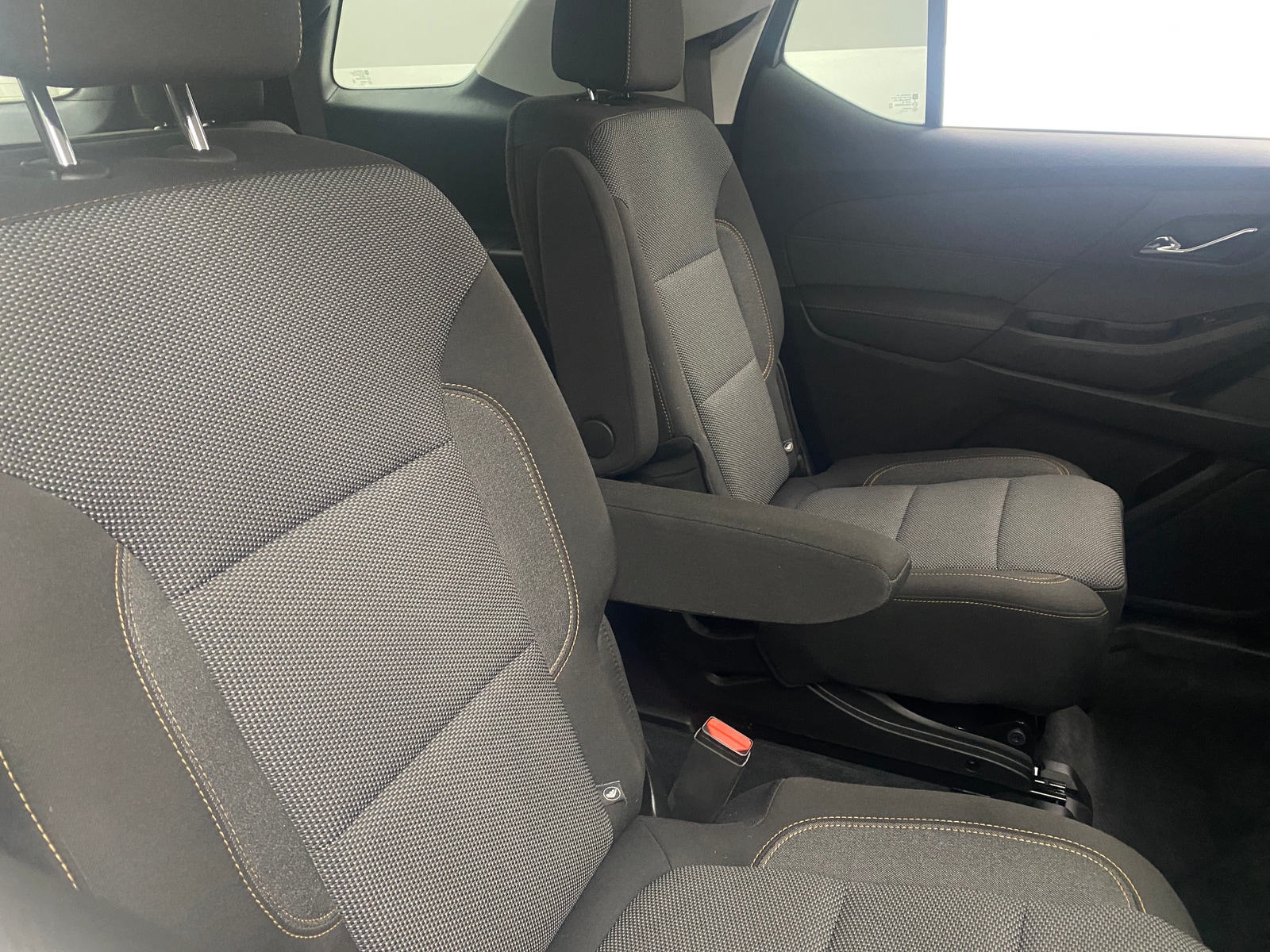 Thumbnail: 2021 Chevrolet Traverse - 6