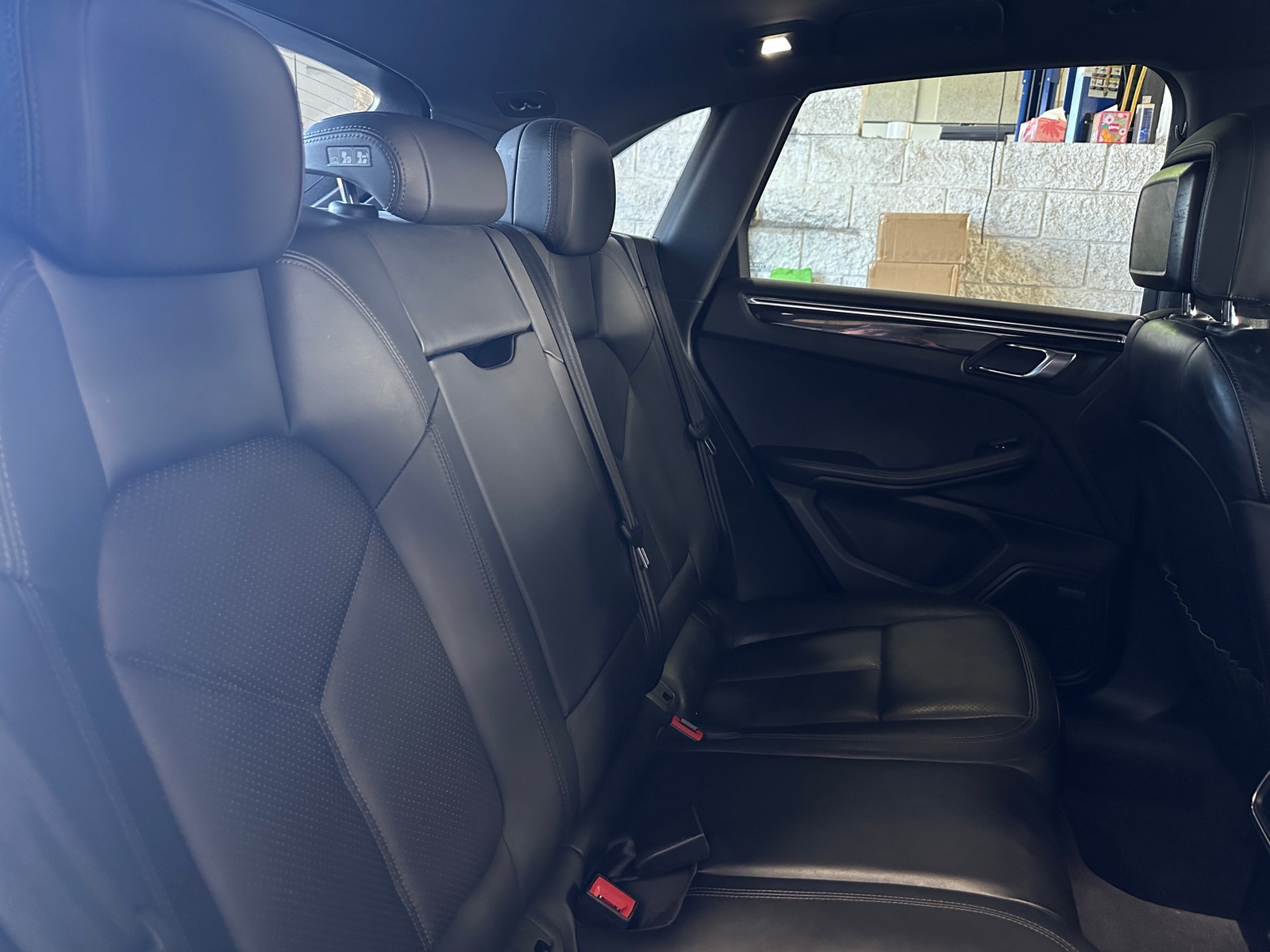 Thumbnail: 2017 Porsche Macan - 5