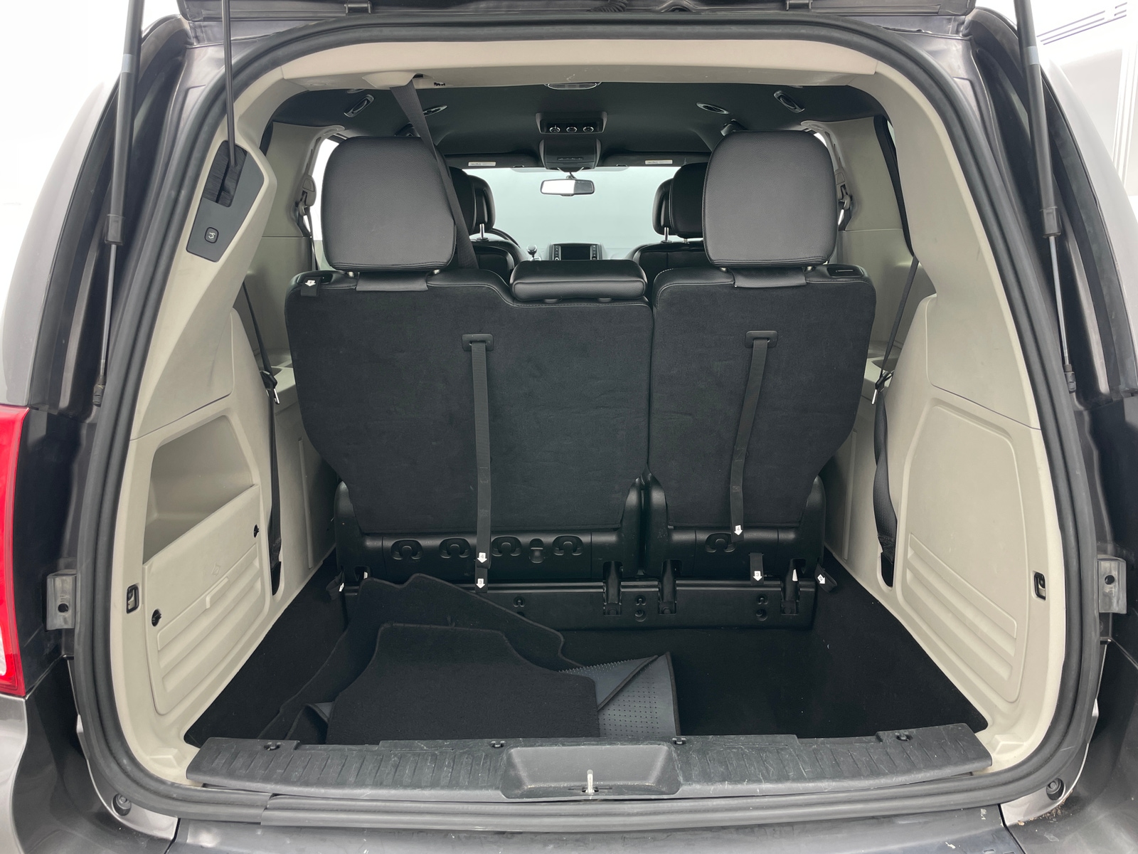 Thumbnail: 2018 Dodge Grand Caravan - 7